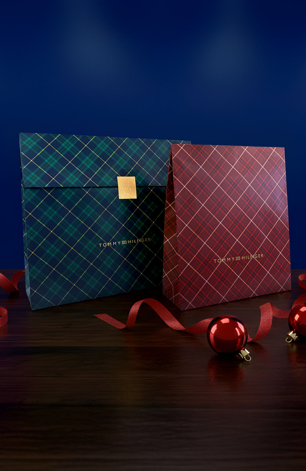 Tommy Hilfiger Complimentary Gift Packaging