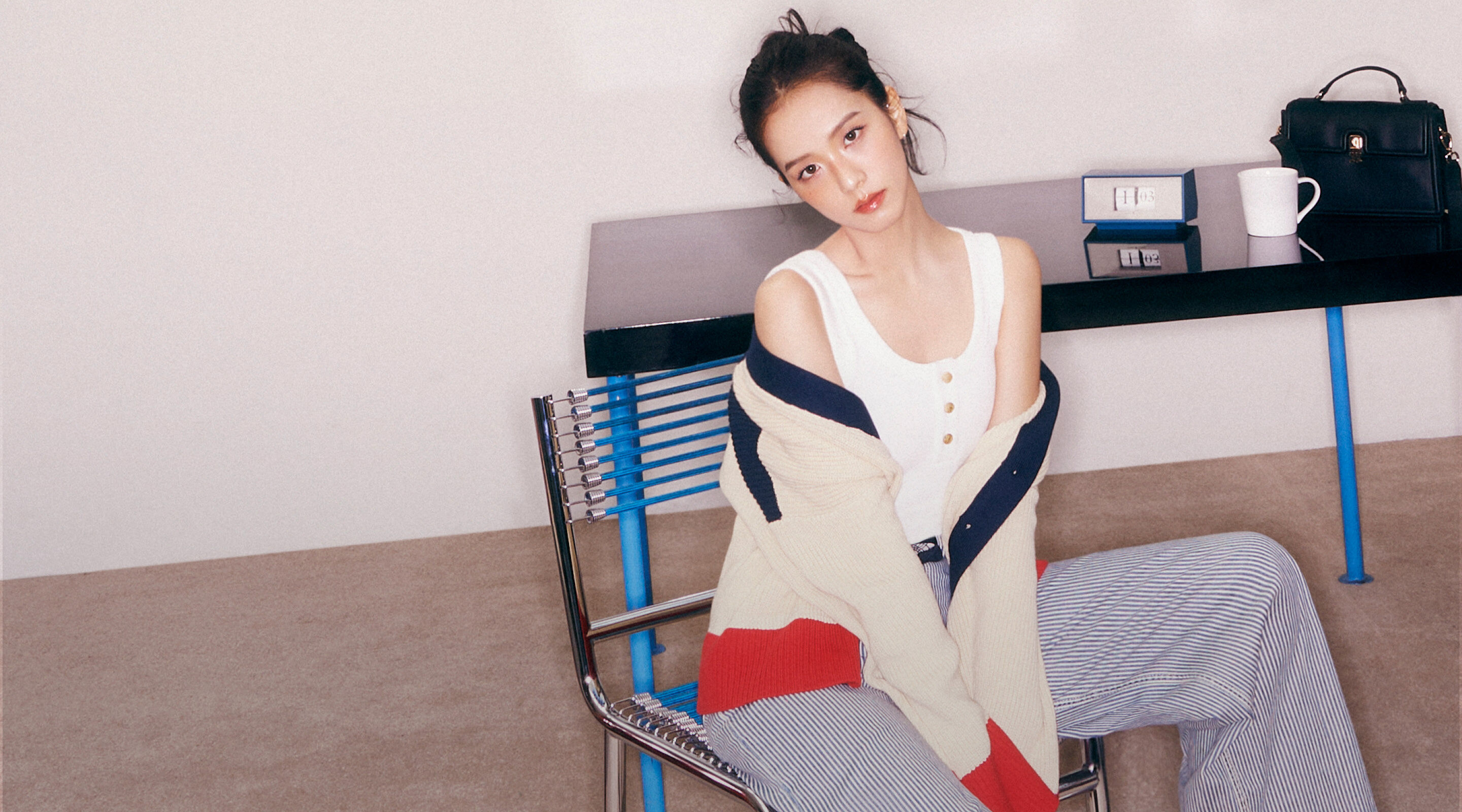 Tommy Hilfiger featuring JISOO