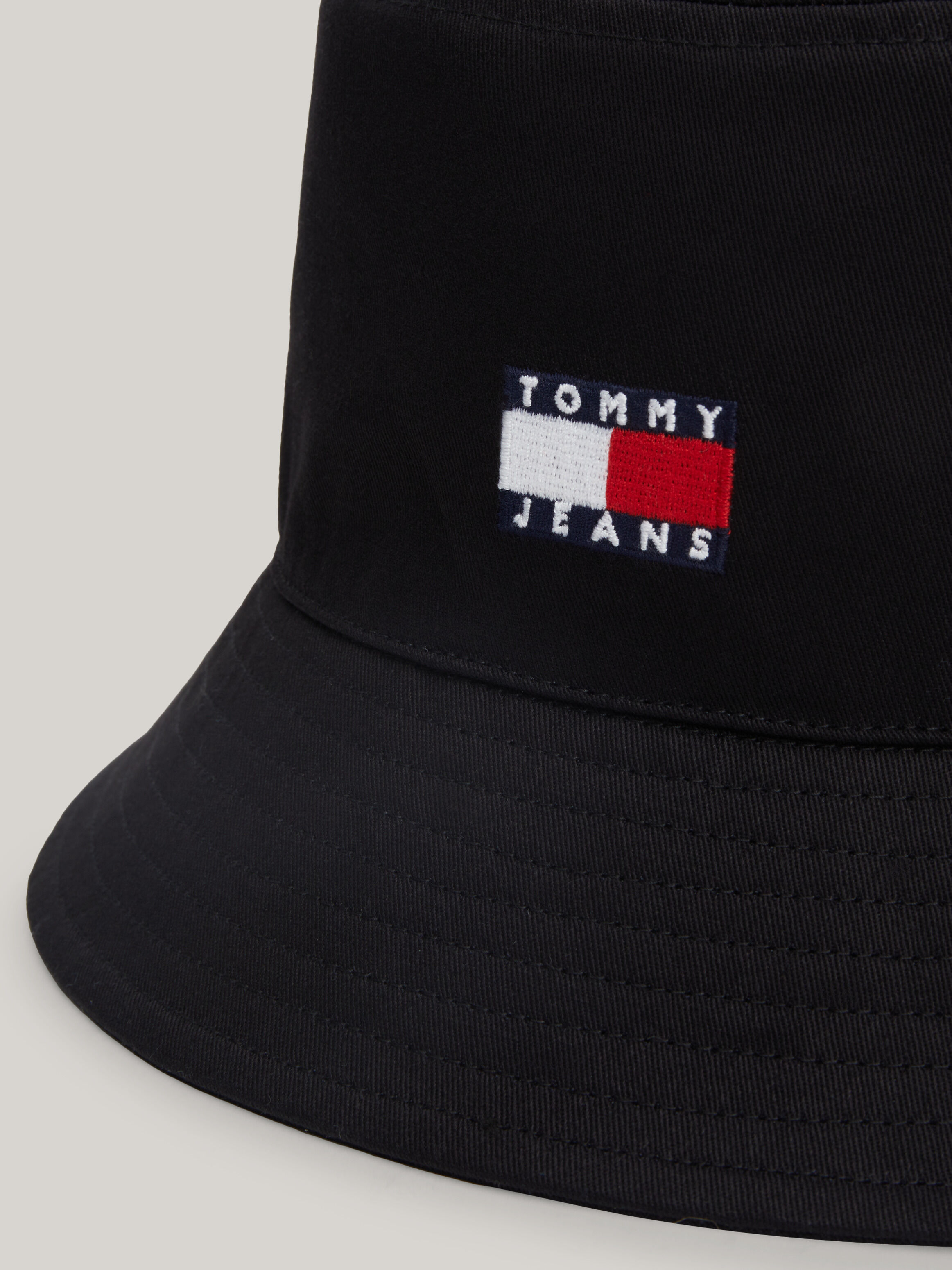 Tommy hilfiger heritage bucket hat online