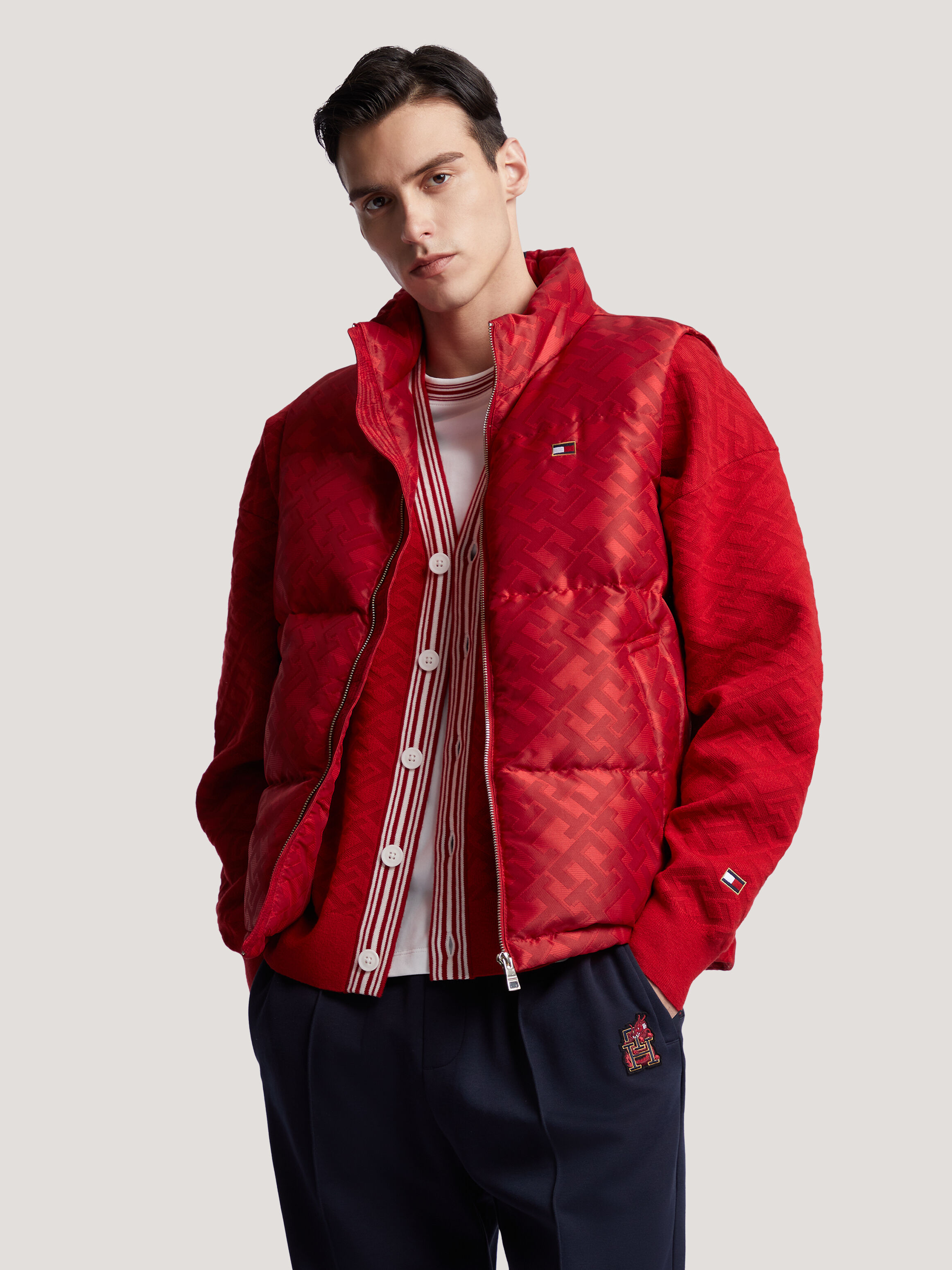 Red tommy clearance hilfiger puffer