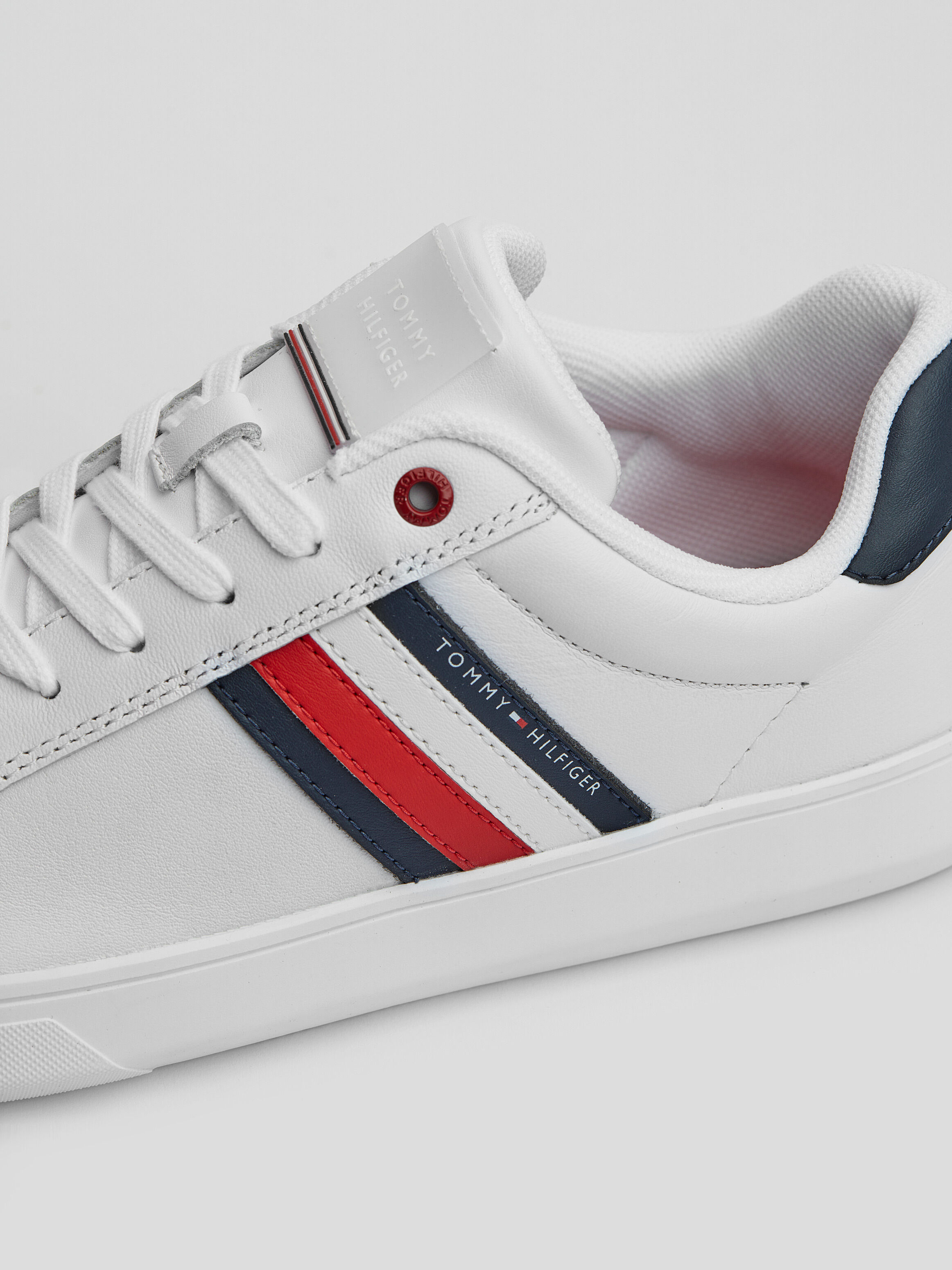 Tommy hilfiger 2025 essential leather cupsole