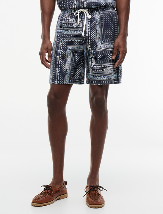 Dover Bandana Print 8" Inseam Shorts