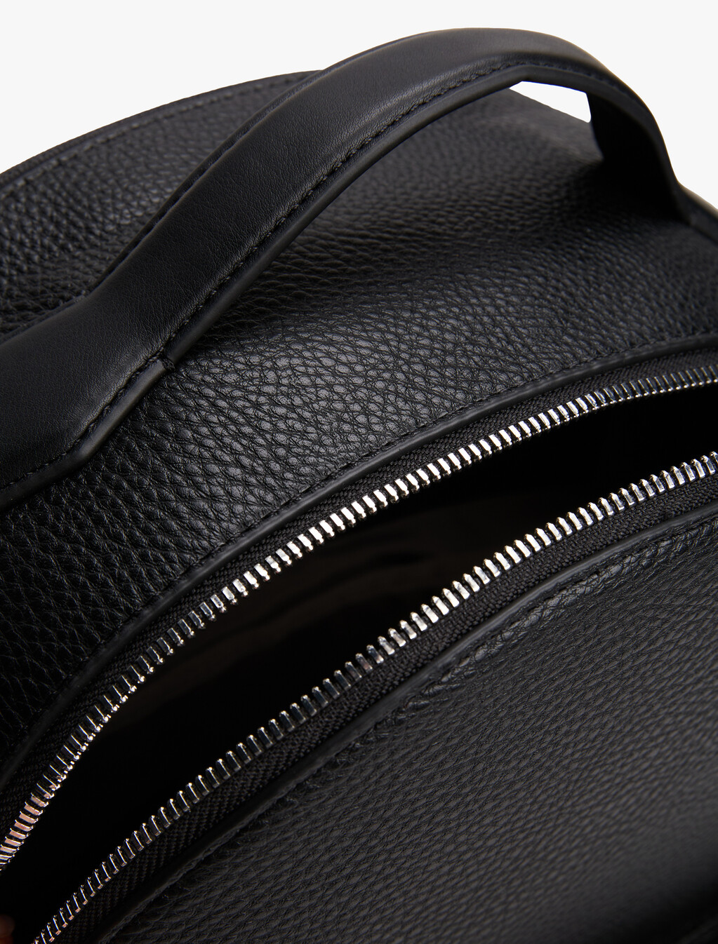 TH CENTRAL BACKPACKBlack, Black, hi-res