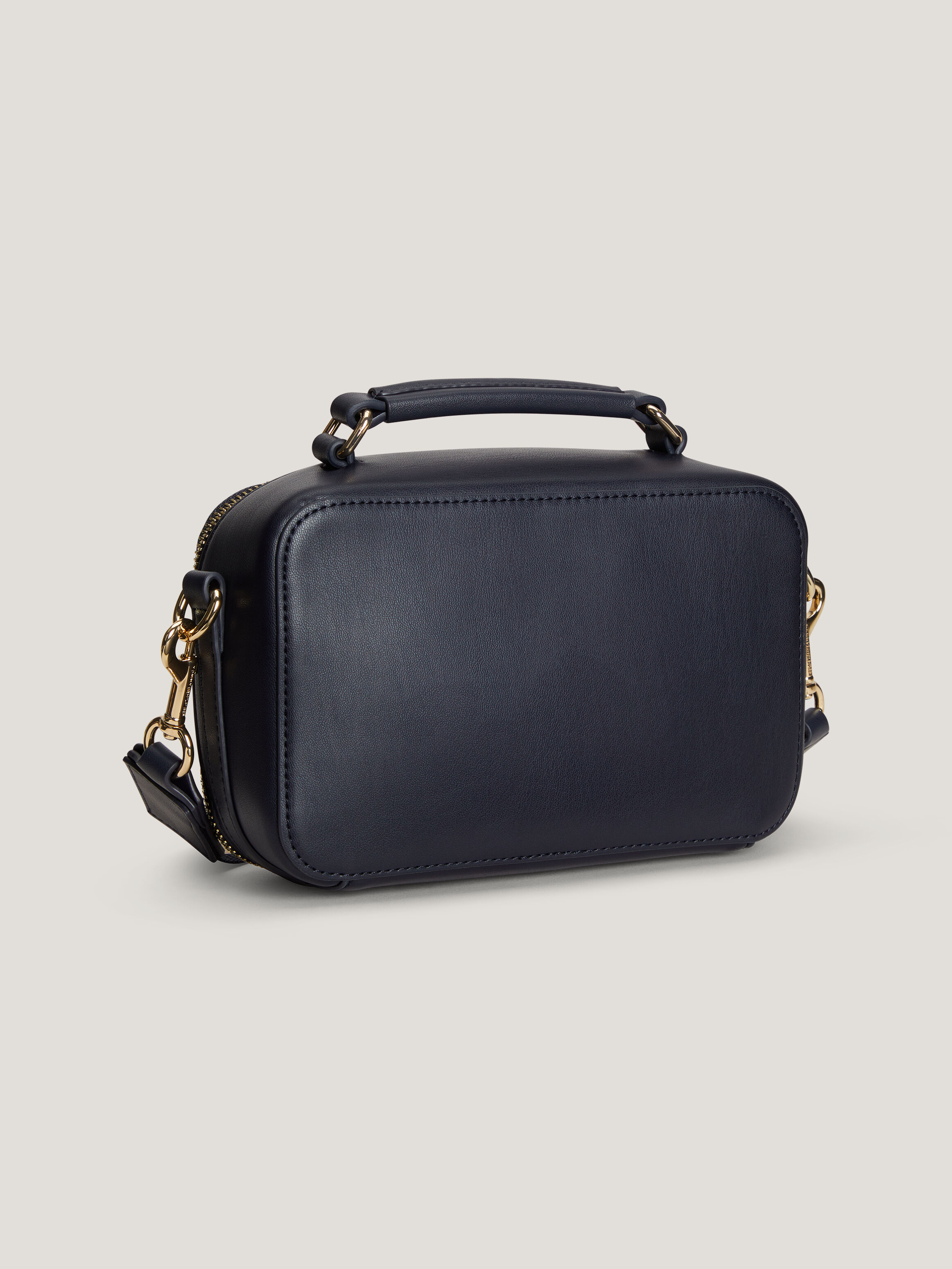 Tommy hilfiger mini trunk bag store
