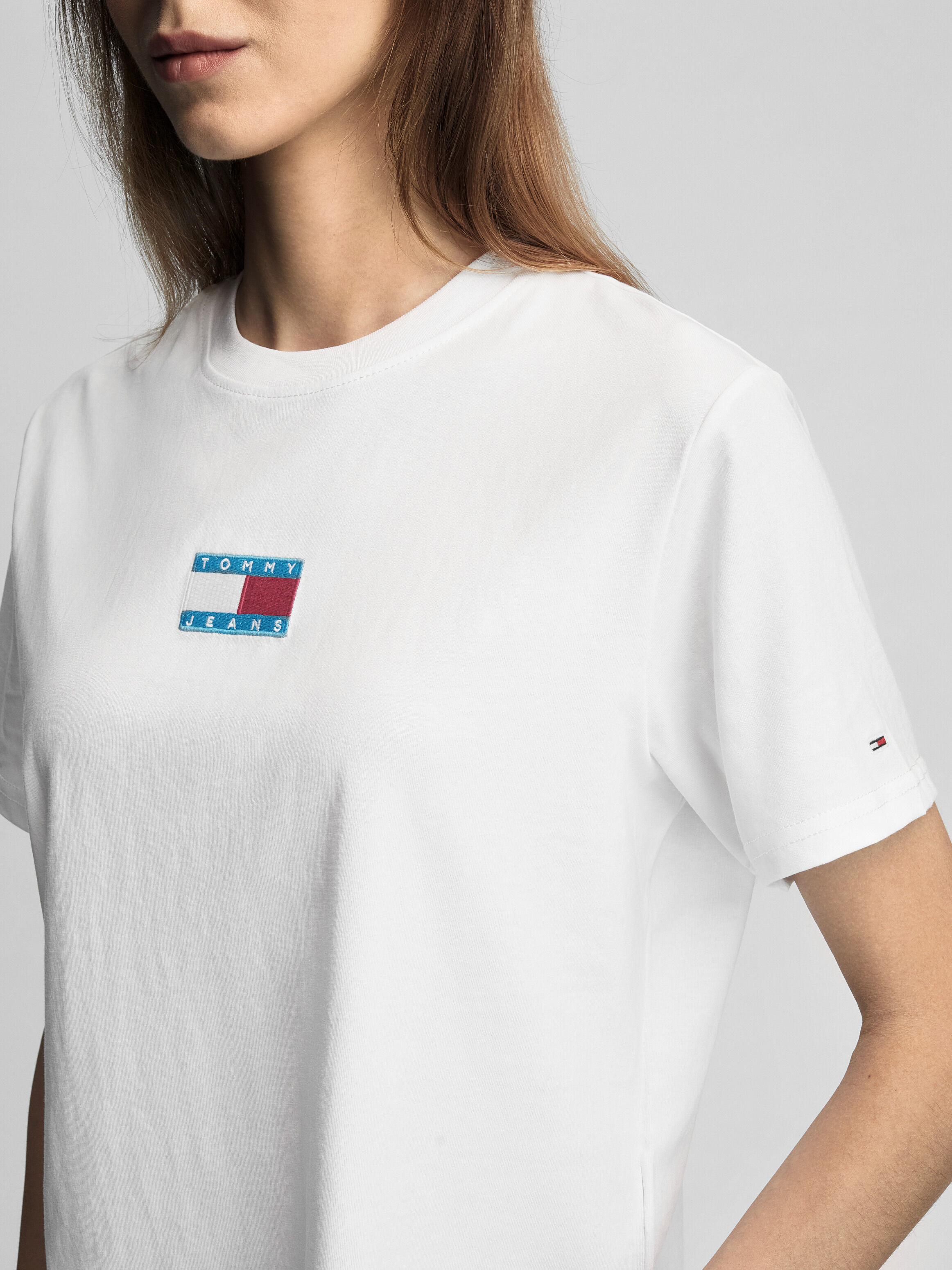 Badge tee clearance tommy jeans