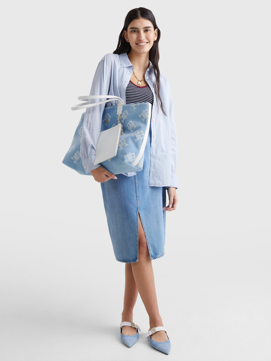ICONIC MONOGRAM DENIM TOTE