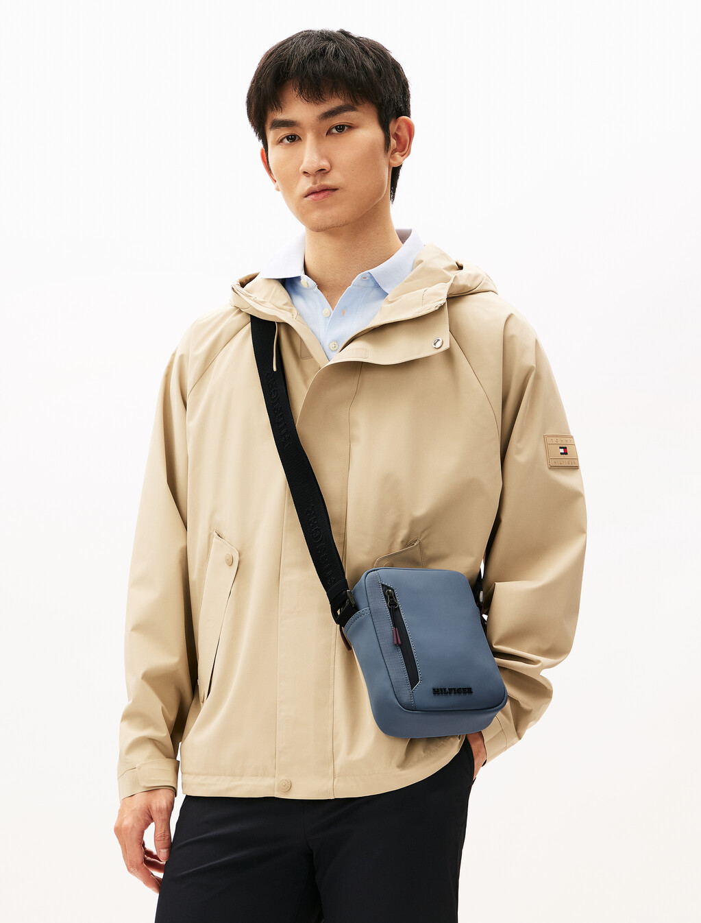 Rubberised Logo Reporter Bag, Grey Tar, hi-res