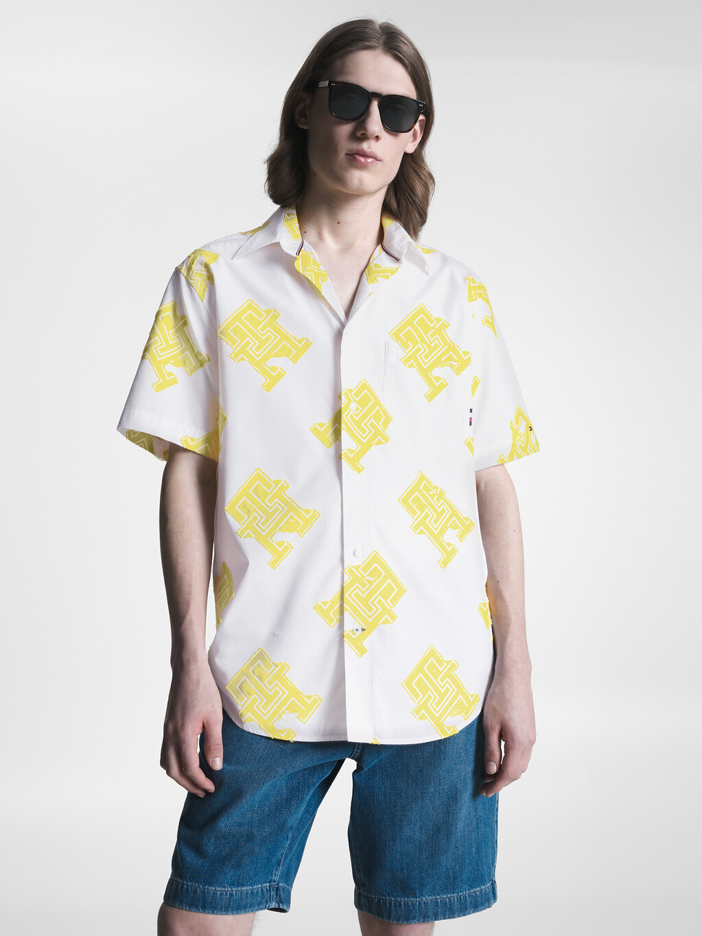 yellow and black tommy hilfiger shirt