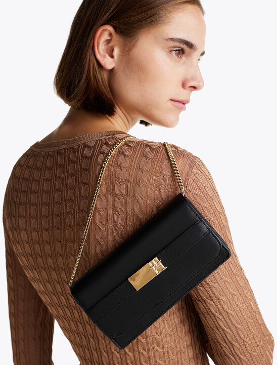 Heritage Chain Strap Clutch