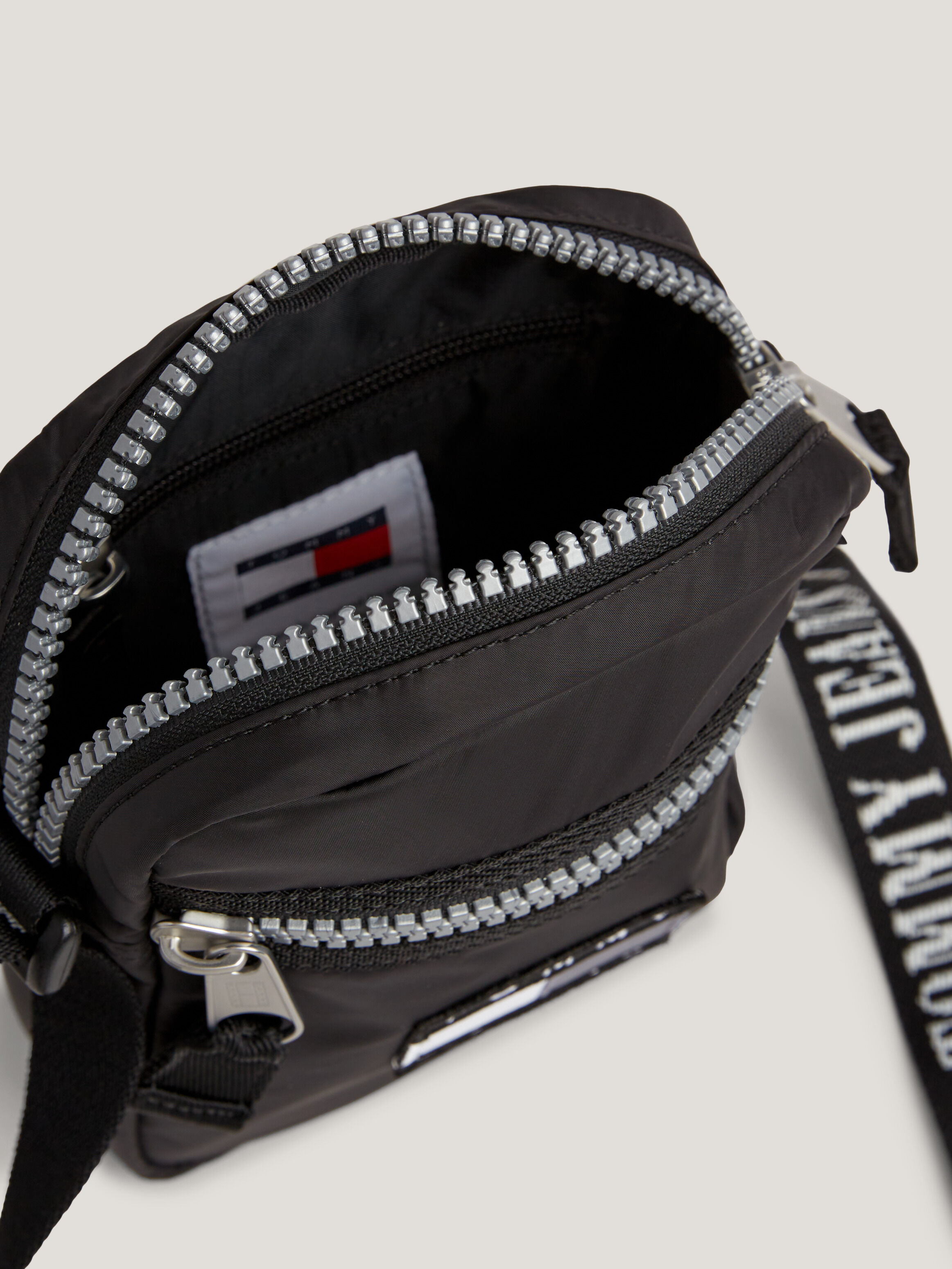 Men s Sale Tommy Hilfiger Singapore