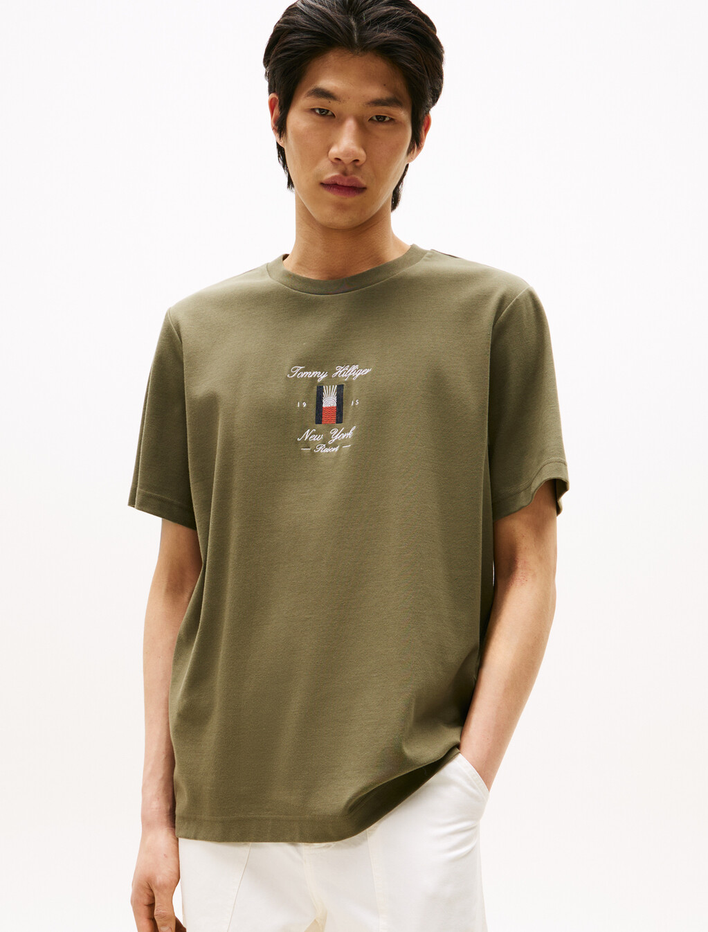 Seasonal Flag Logo T-Shirt, Battle Green, hi-res
