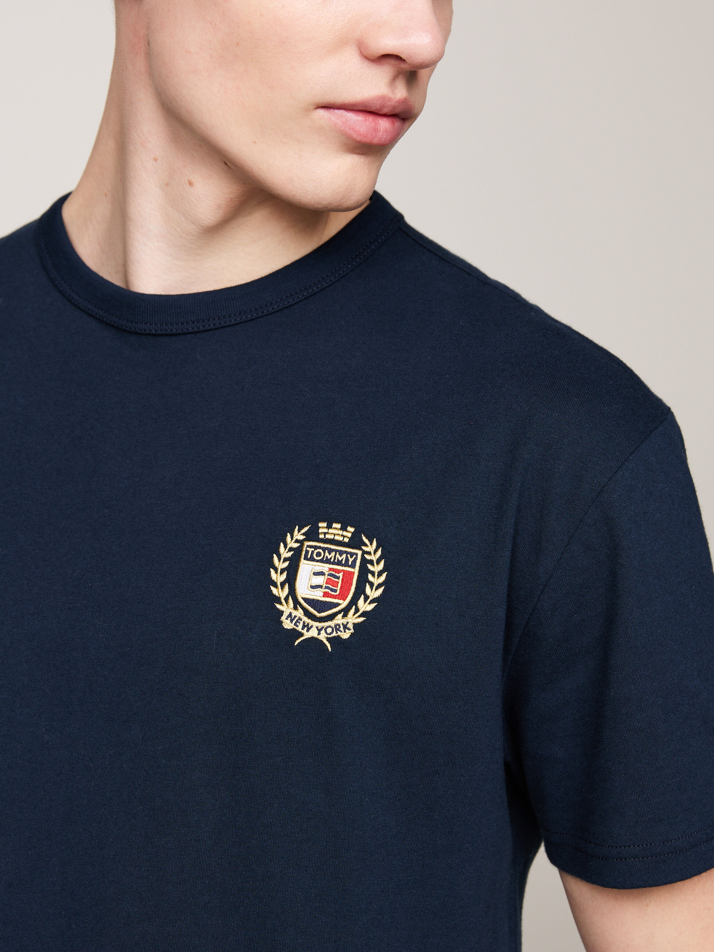 Men s T Shirts 11.11 Sale Up to 60 off Tommy Hilfiger Singapore
