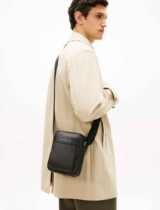 Hilfiger Flag Crossbody Reporter Bag