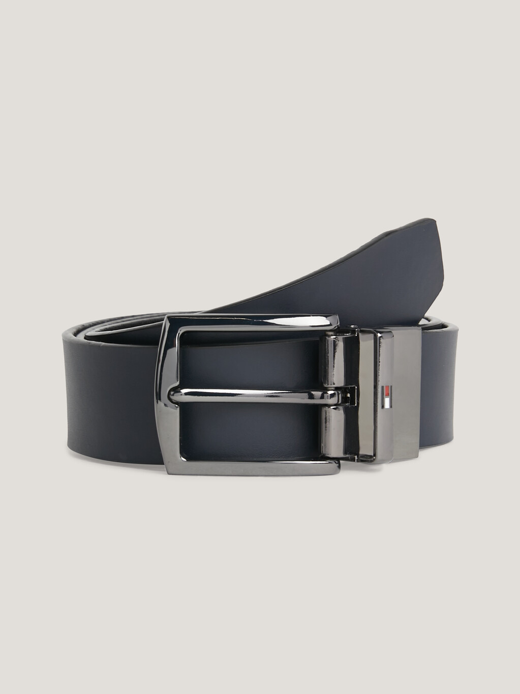 Denton Leather Reversible Belt | black | Tommy Hilfiger Singapore