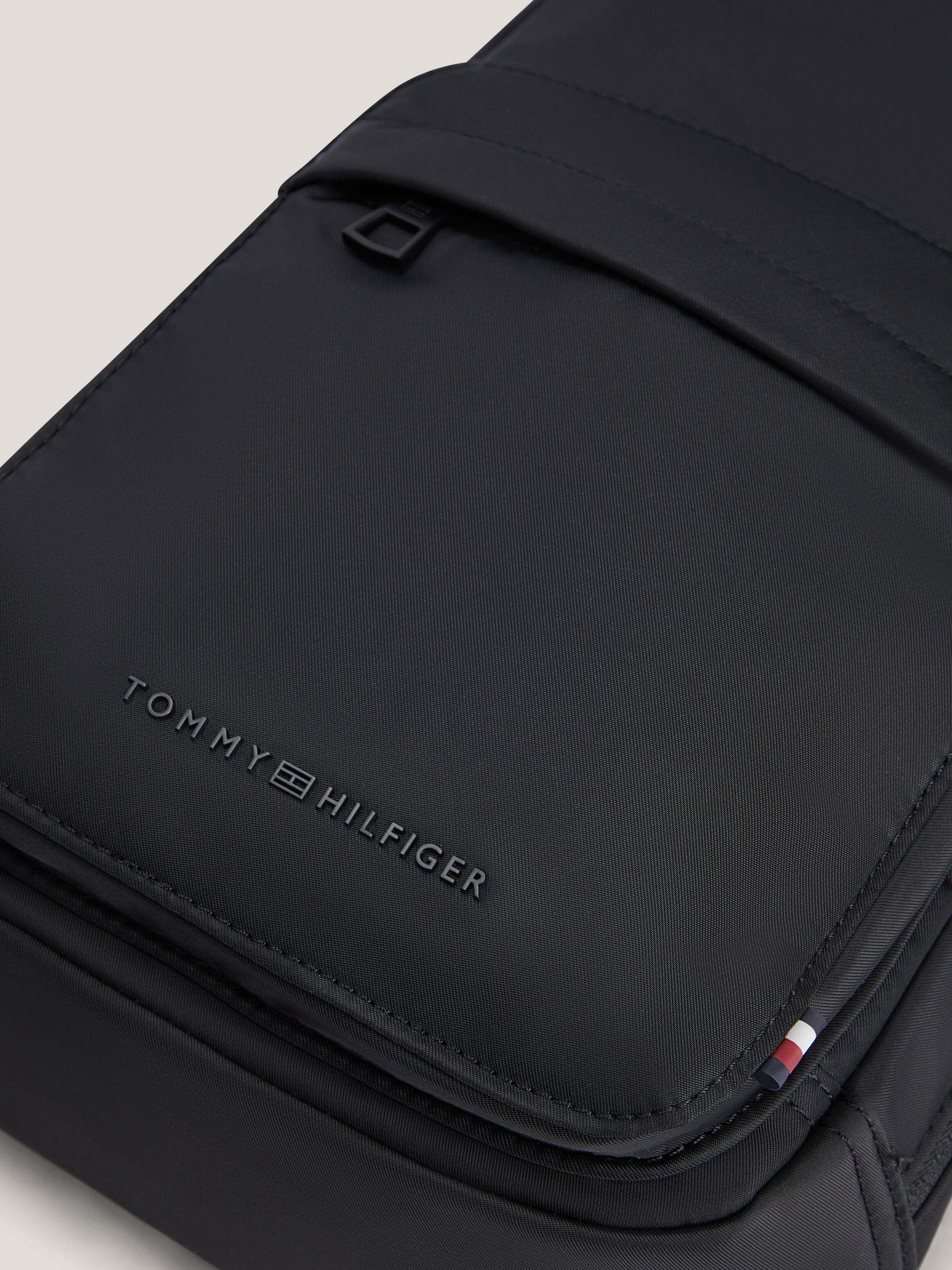 Tommy hilfiger laptop sling bags cheap
