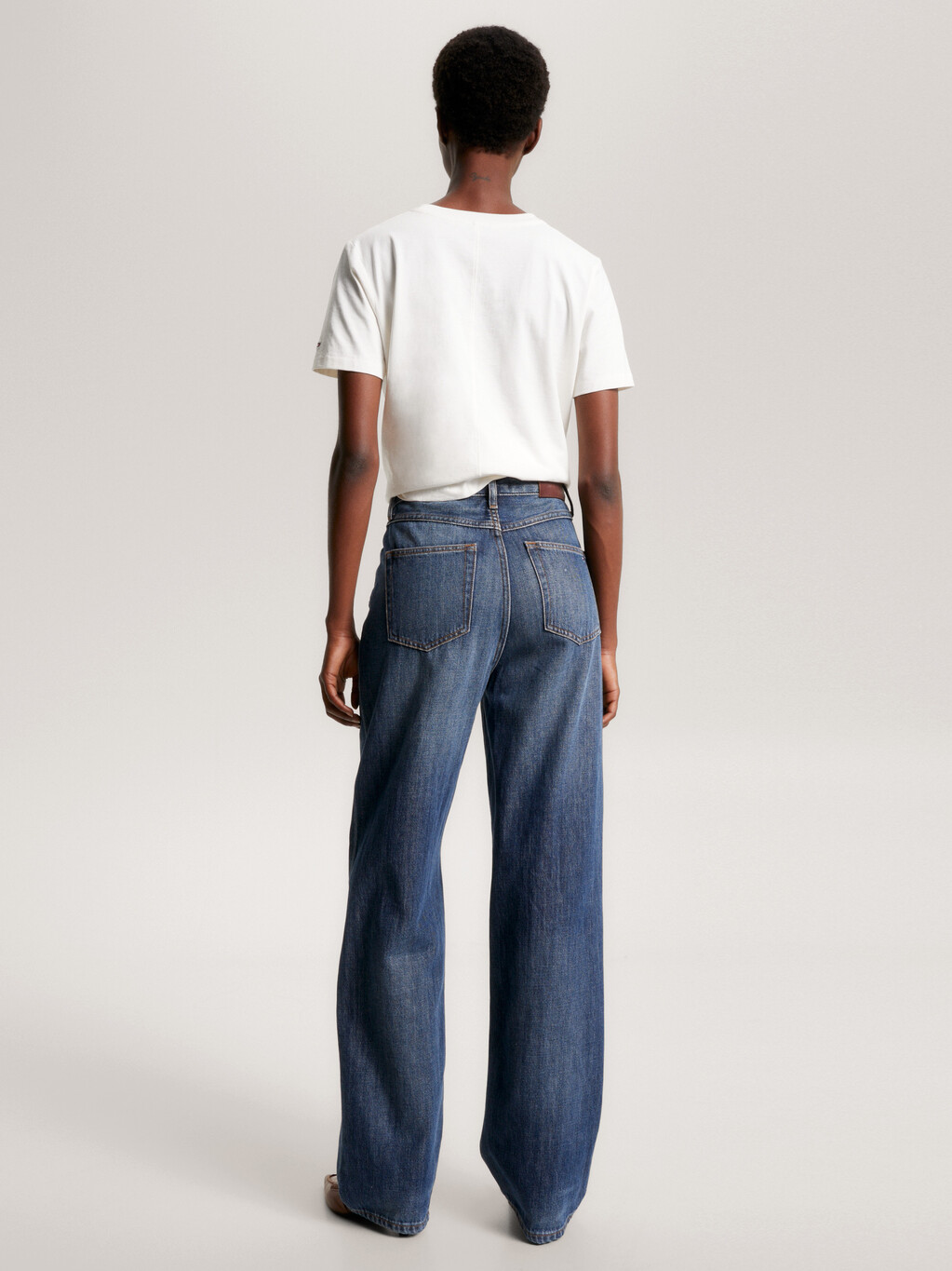 High Rise Relaxed Straight Jeans, Sau, hi-res