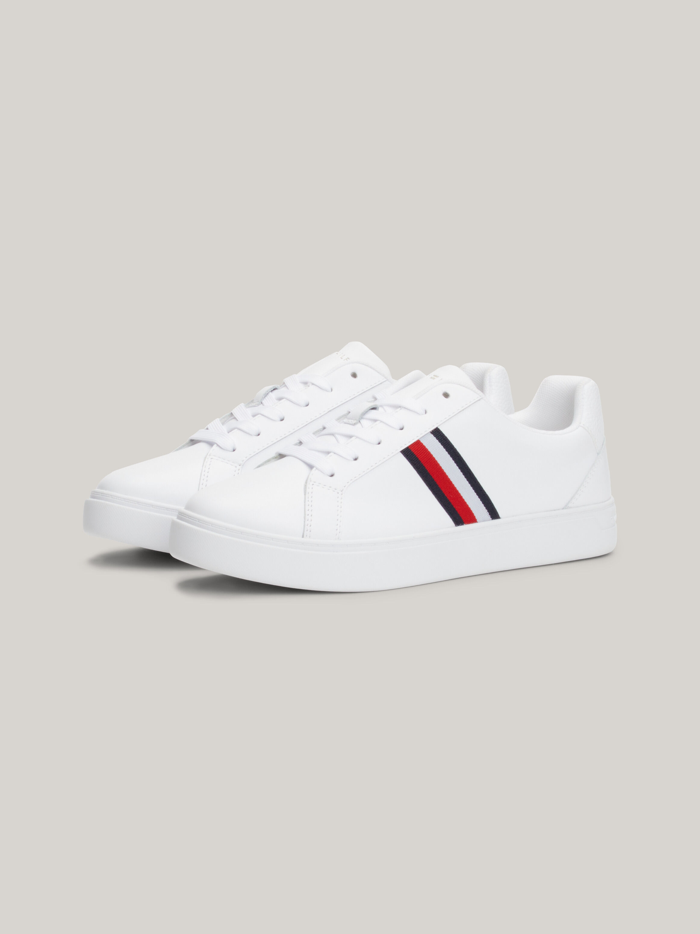 Girls tommy shop hilfiger trainers
