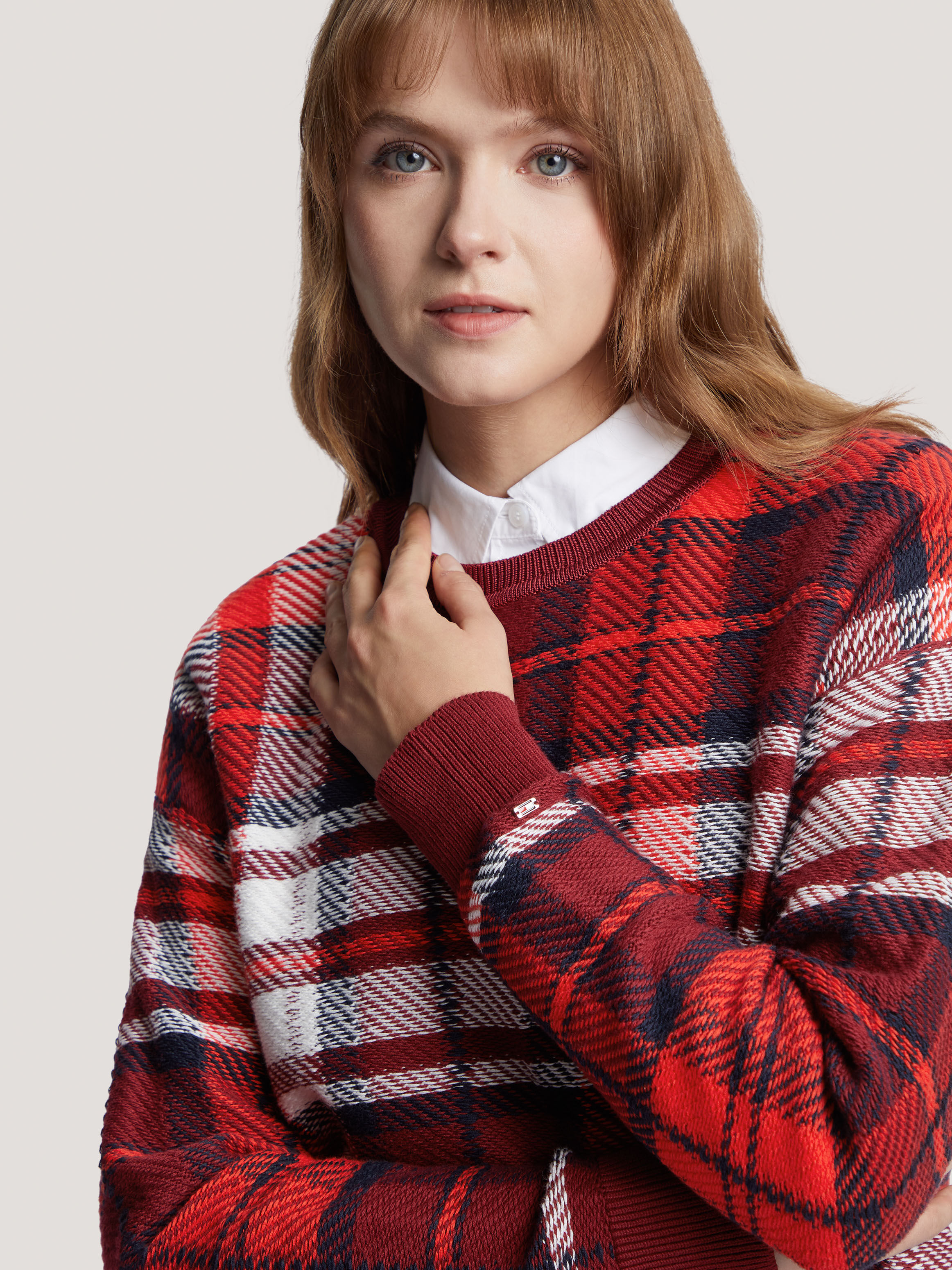 Red white black new arrivals sweater