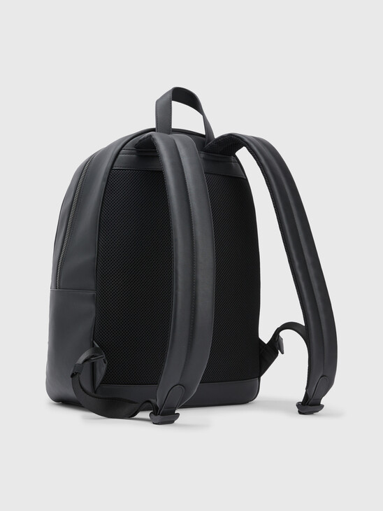 ESSENTIAL TEXTURED FINISH BACKPACK