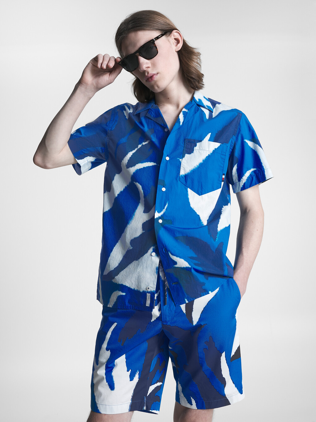 Floral Regular Fit Short Sleeve Shirt, Ultra Blue / Multi, hi-res