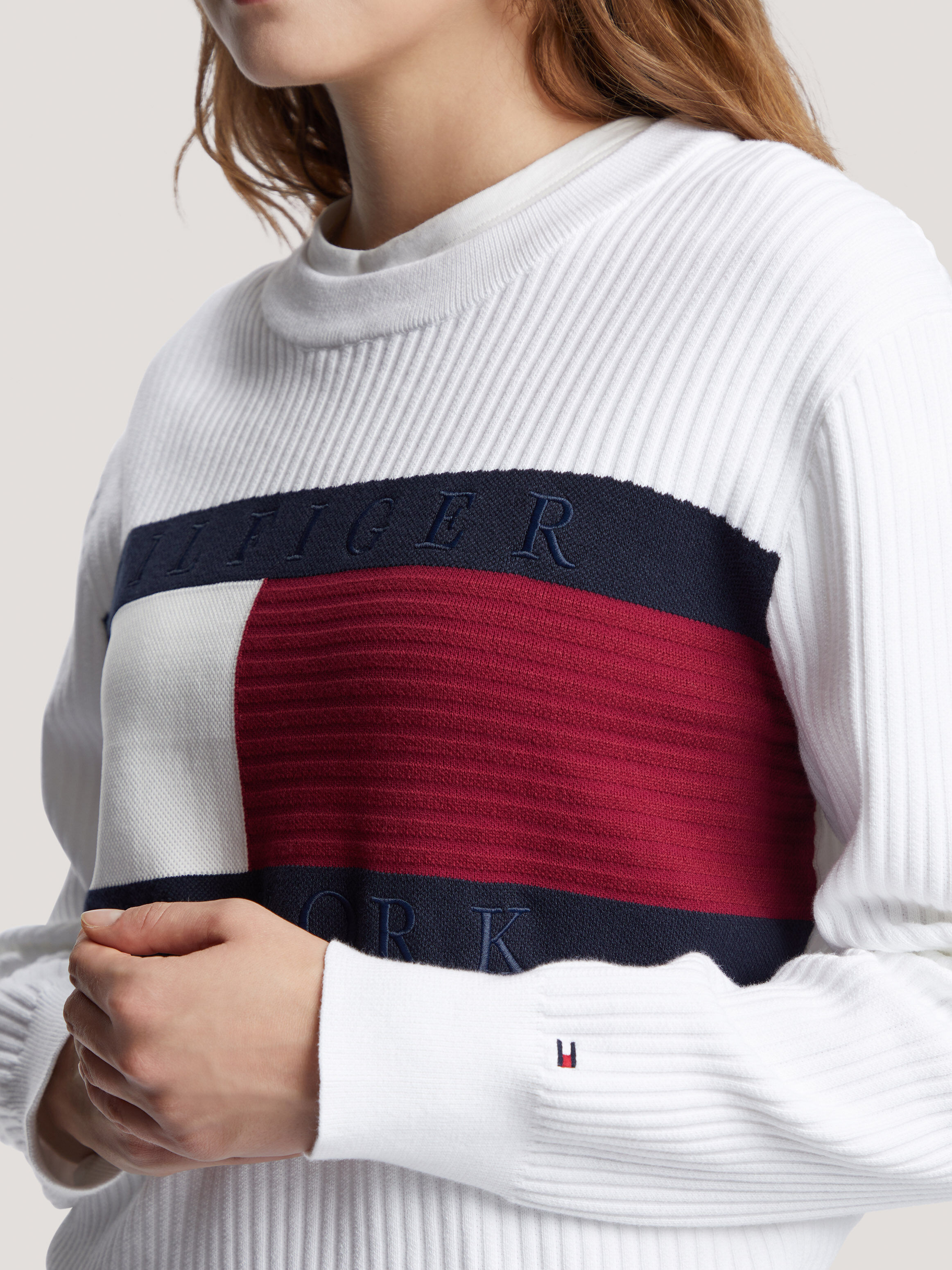 White round clearance neck jumper
