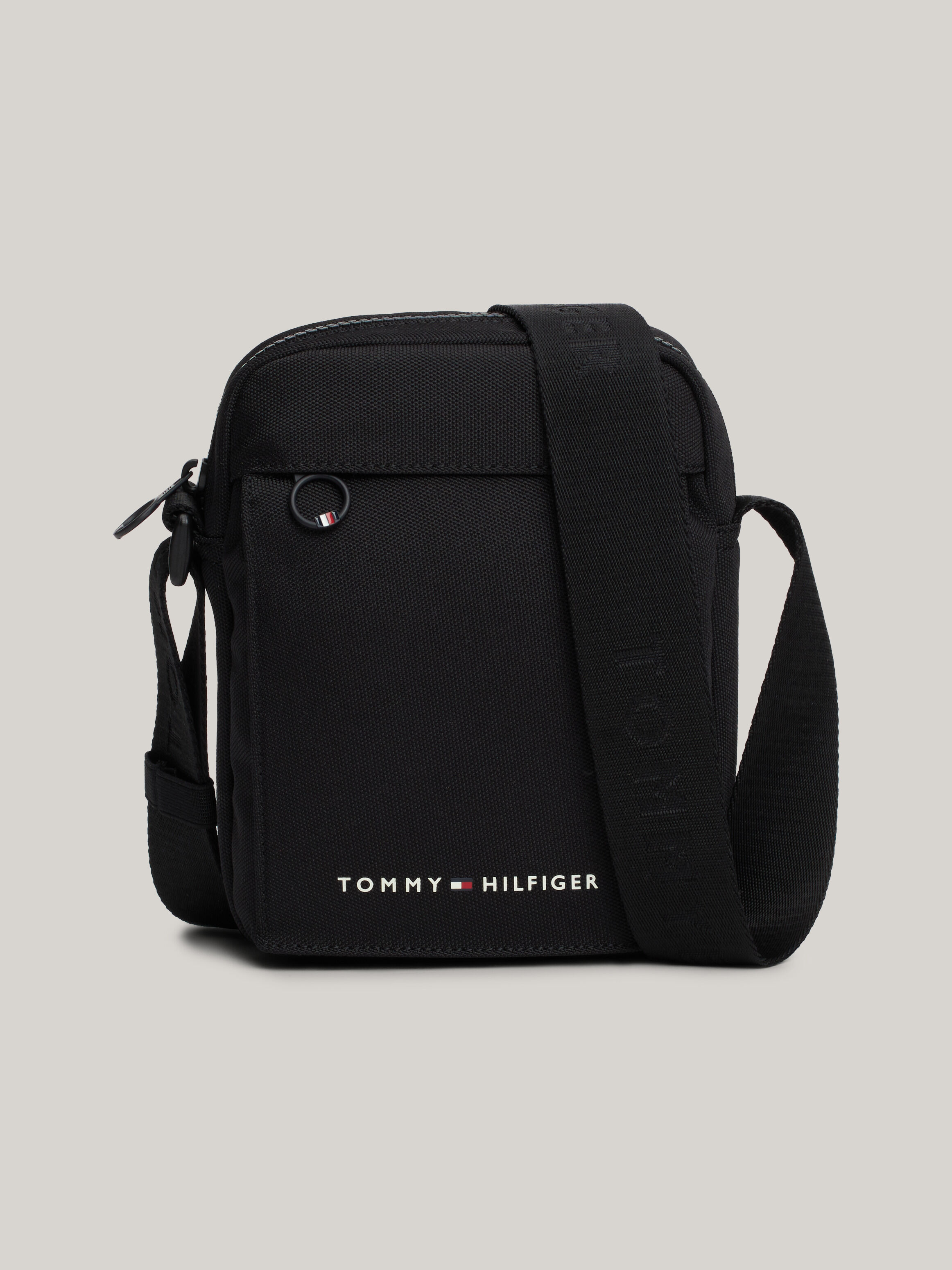 Tommy hilfiger bag singapore discount