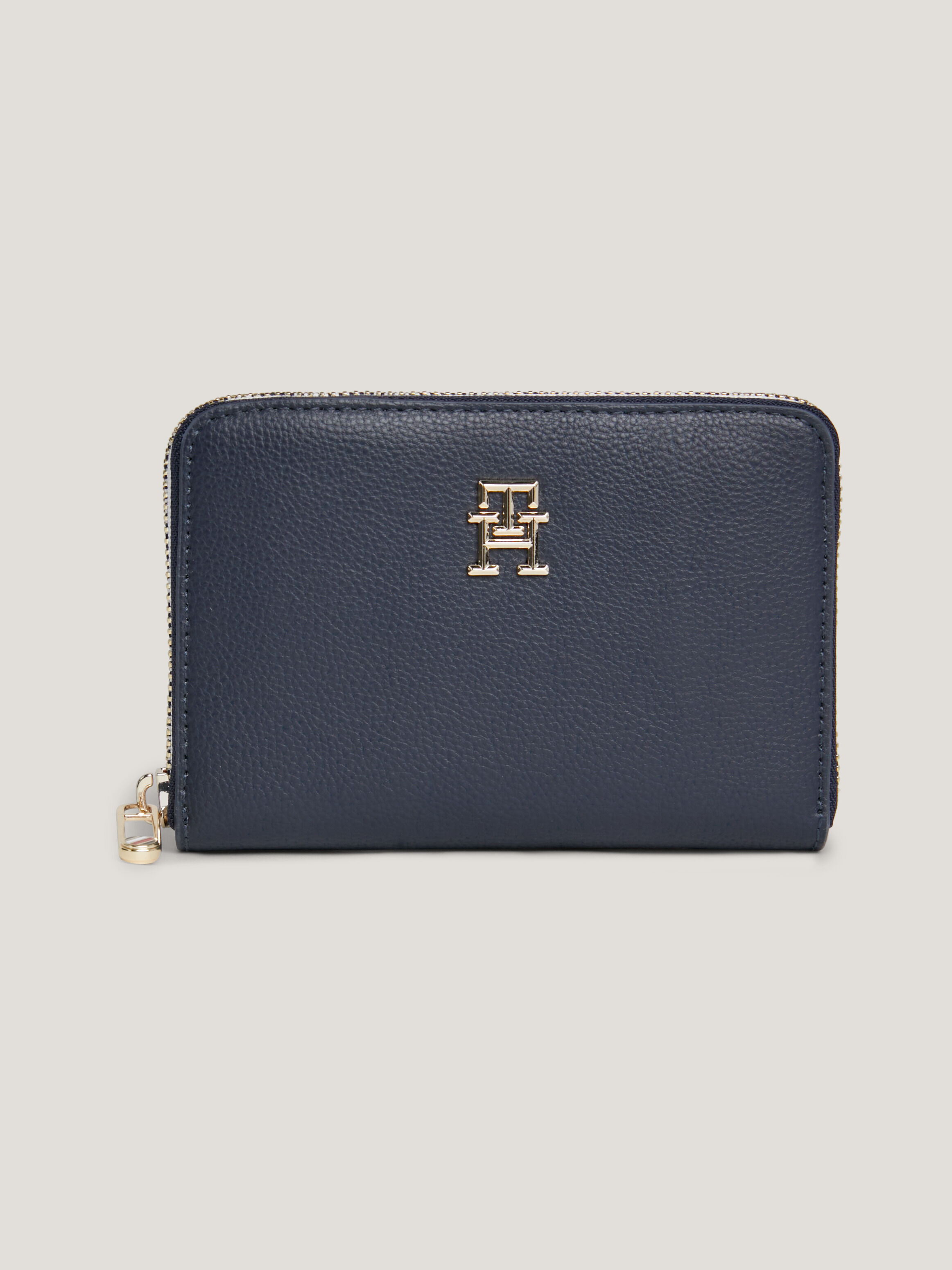 Tommy hilfiger clearance wallet singapore