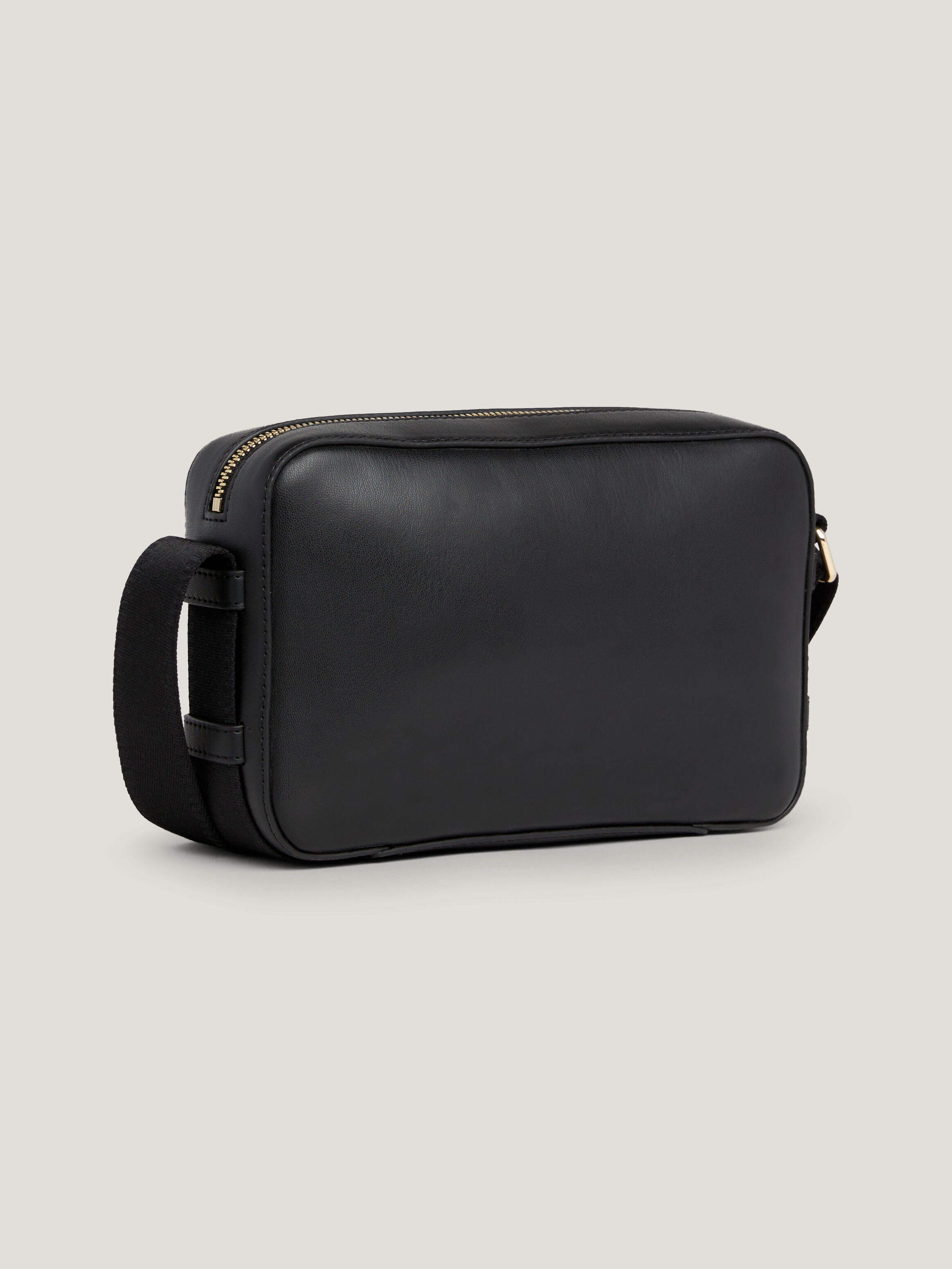 Mens crossbody deals bag tommy hilfiger