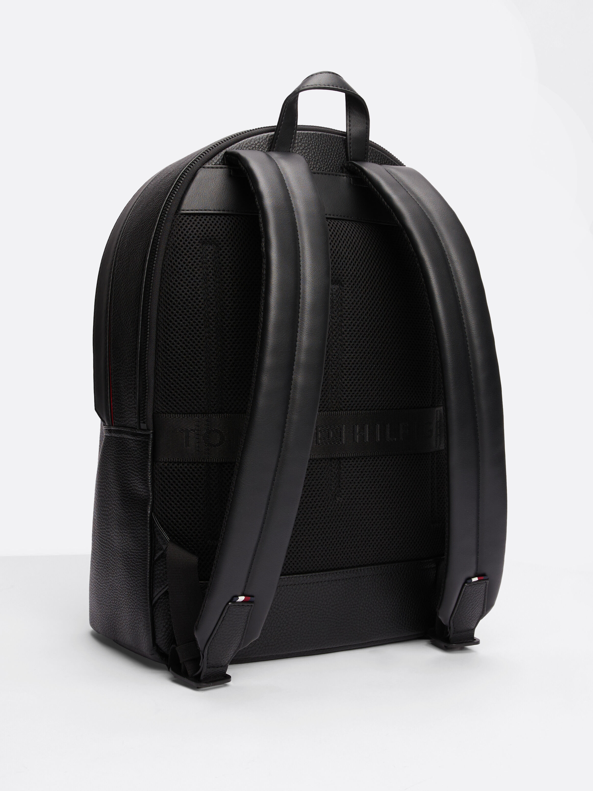 Tommy hilfiger backpack singapore hot sale