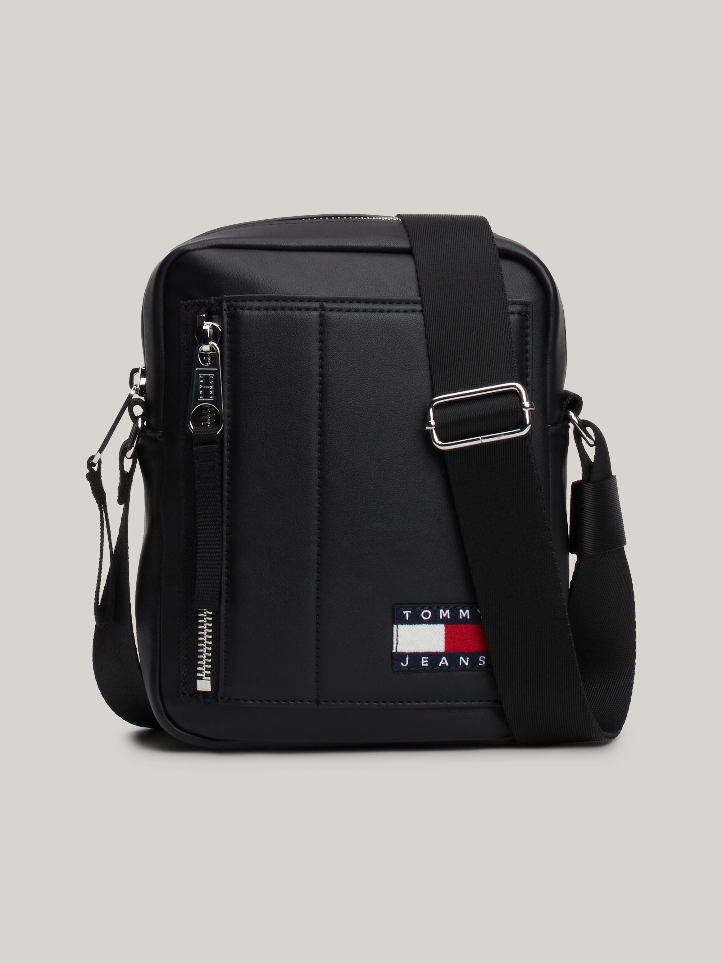 Men s Bags 11.11 Sale Up to 60 off Tommy Hilfiger Singapore
