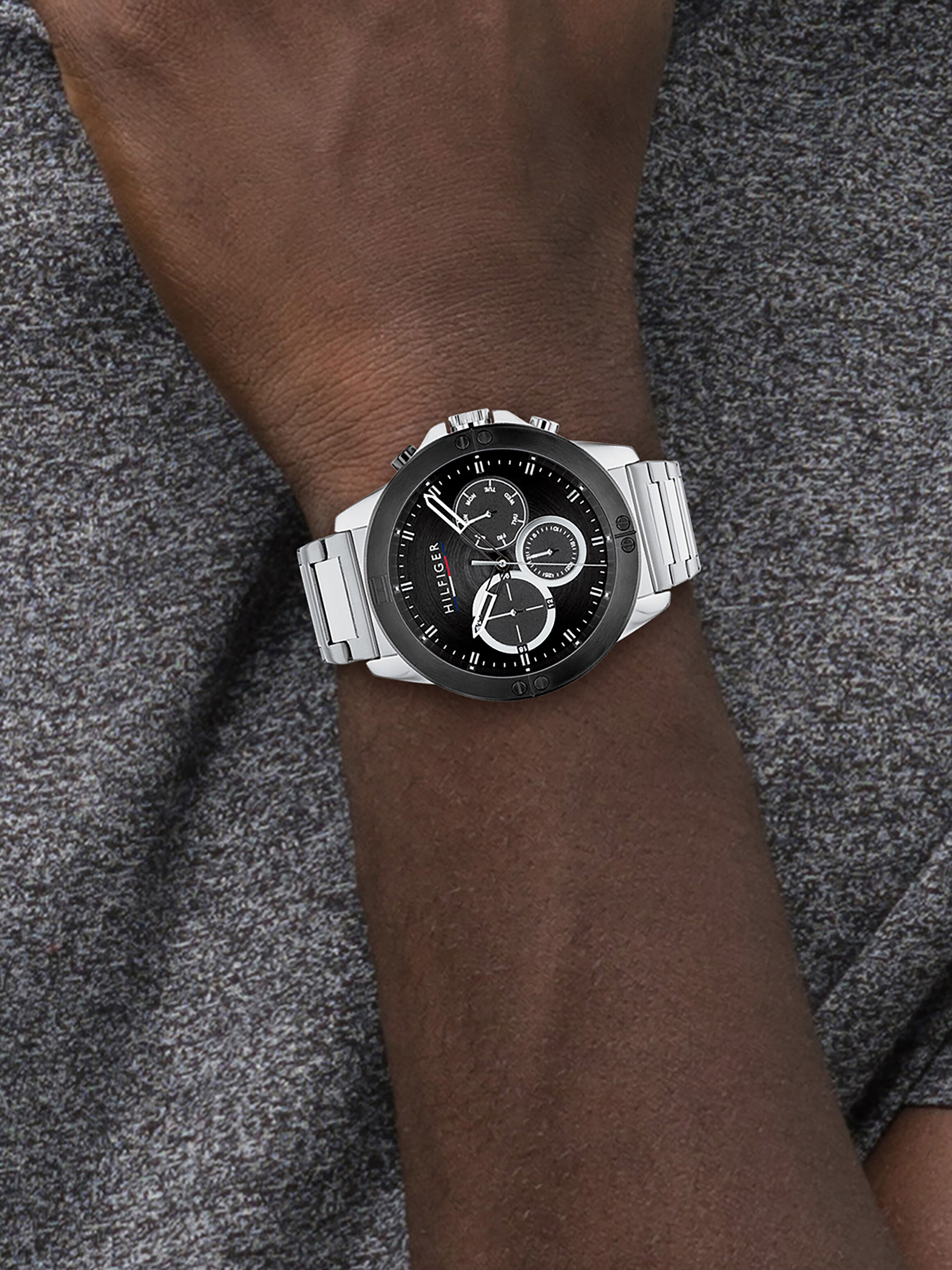 Tommy hilfiger shop black chain watches