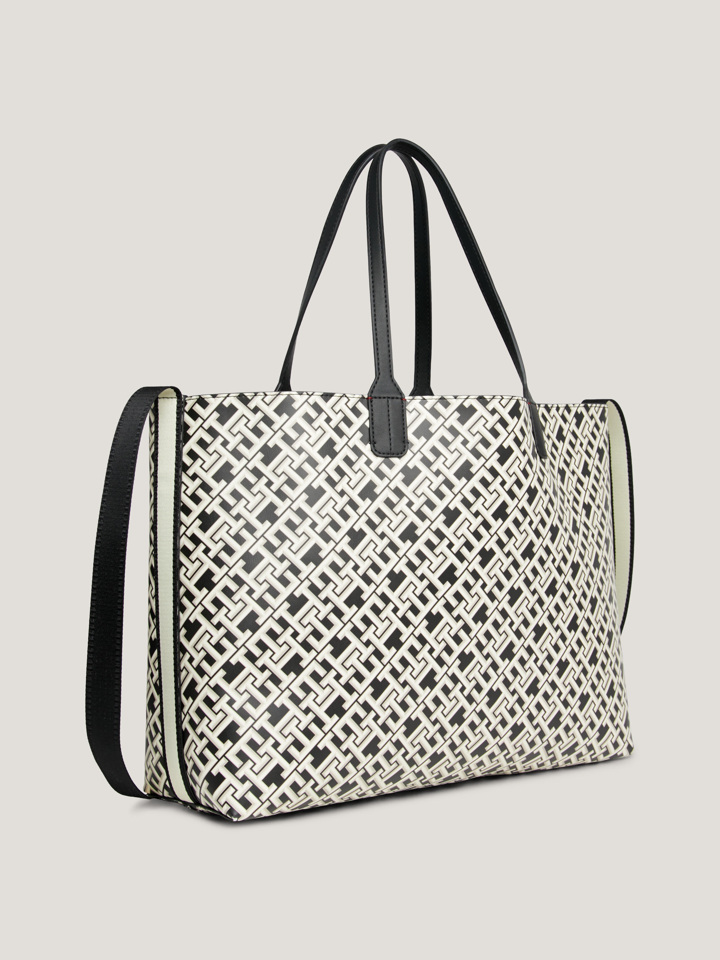 Century 21 hotsell tommy hilfiger bags