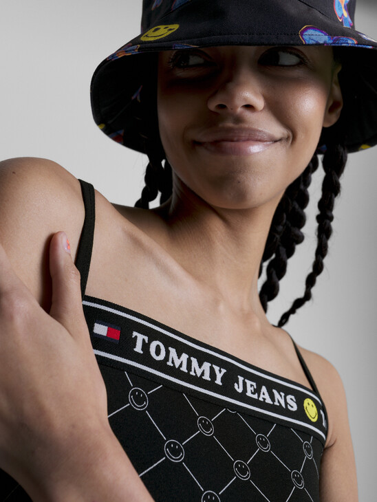 TOMMY JEANS X SMILEY® MONOGRAM INTERLOCK DRESS