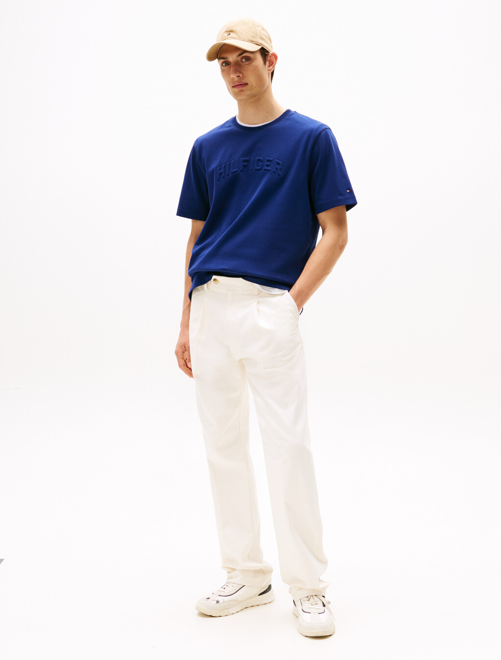 Arch Embossed Logo T-Shirt, Preppy Navy, hi-res
