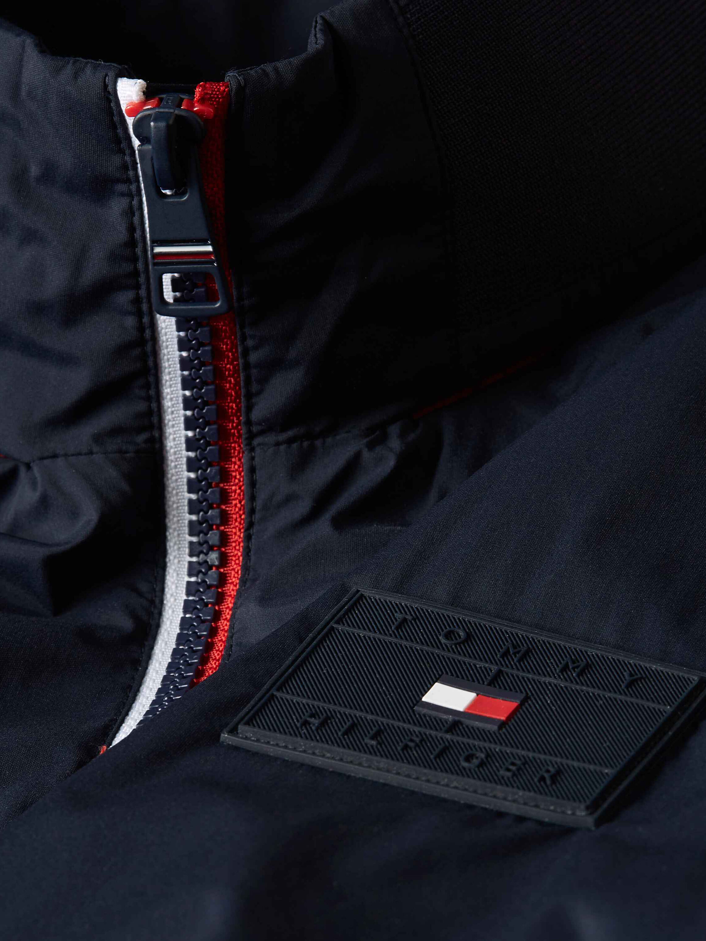 Red tommy hilfiger windbreaker jacket top