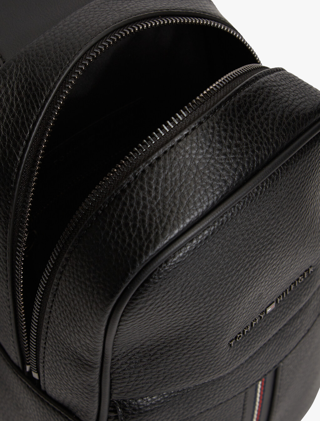 Central Slingpack, Black, hi-res