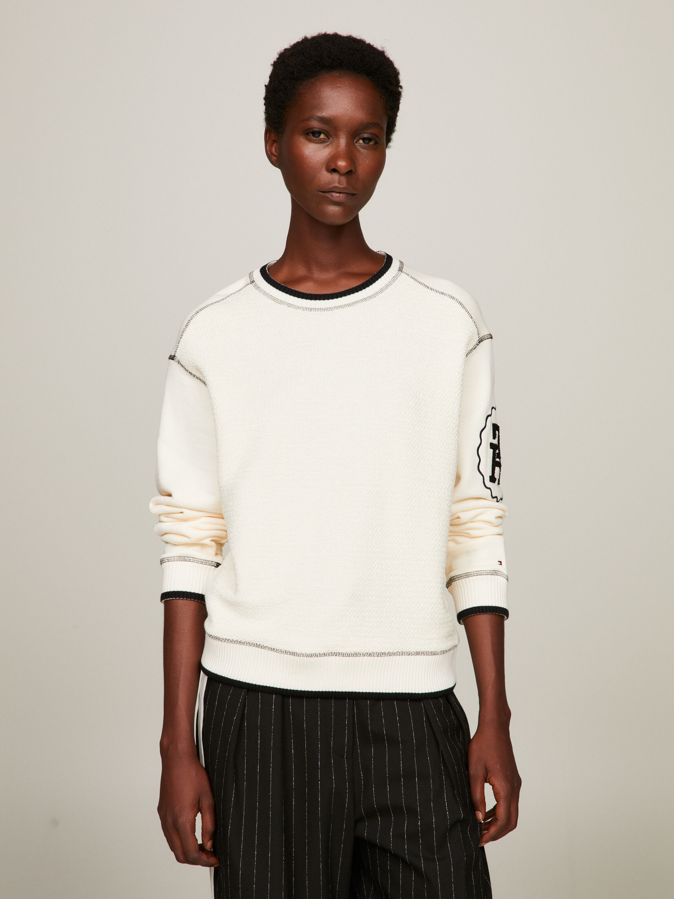TH Monogram Textured Regular Fit Sweatshirt natural Tommy