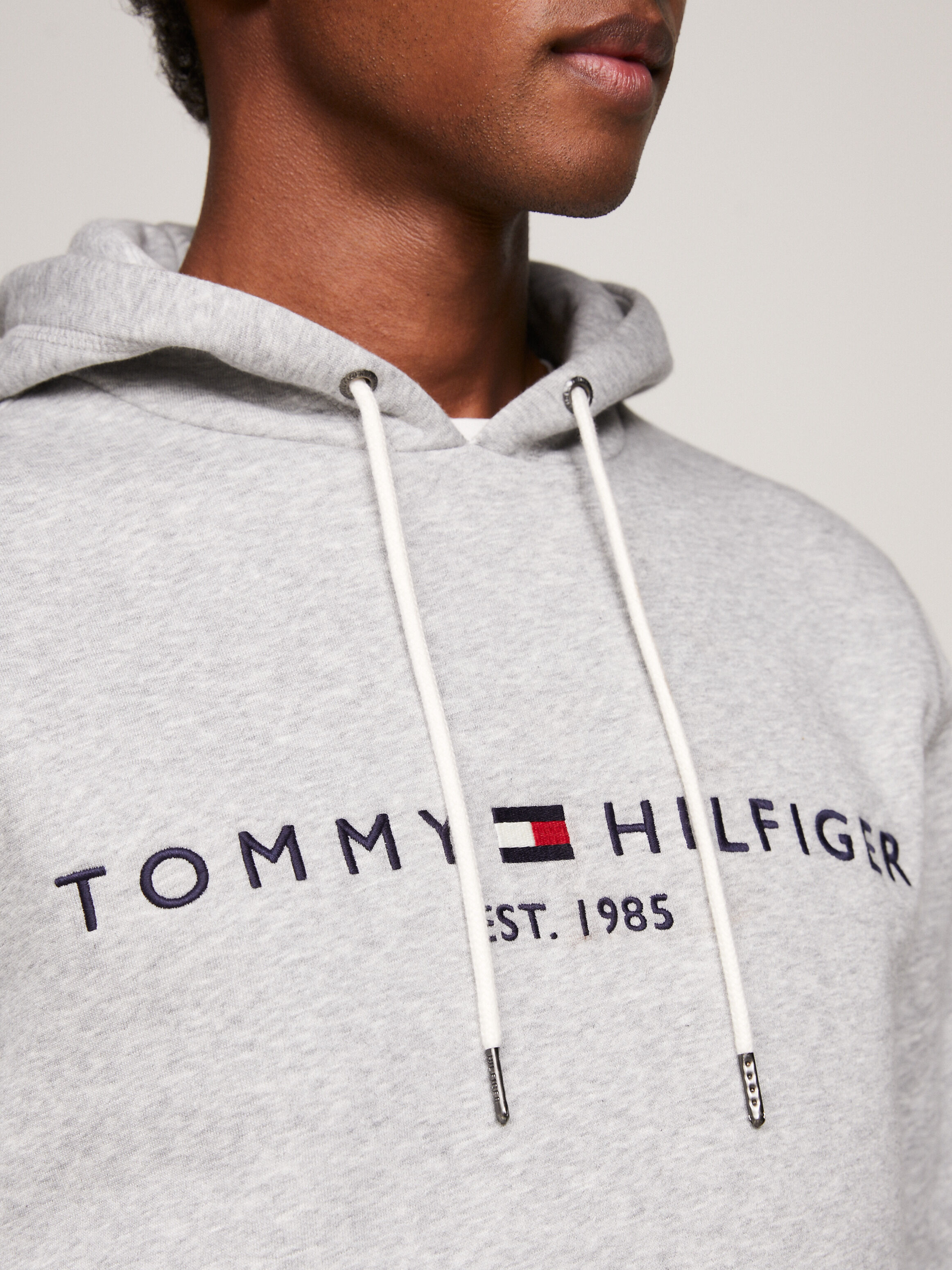 Tommy hilfiger grey hoodie 2025
