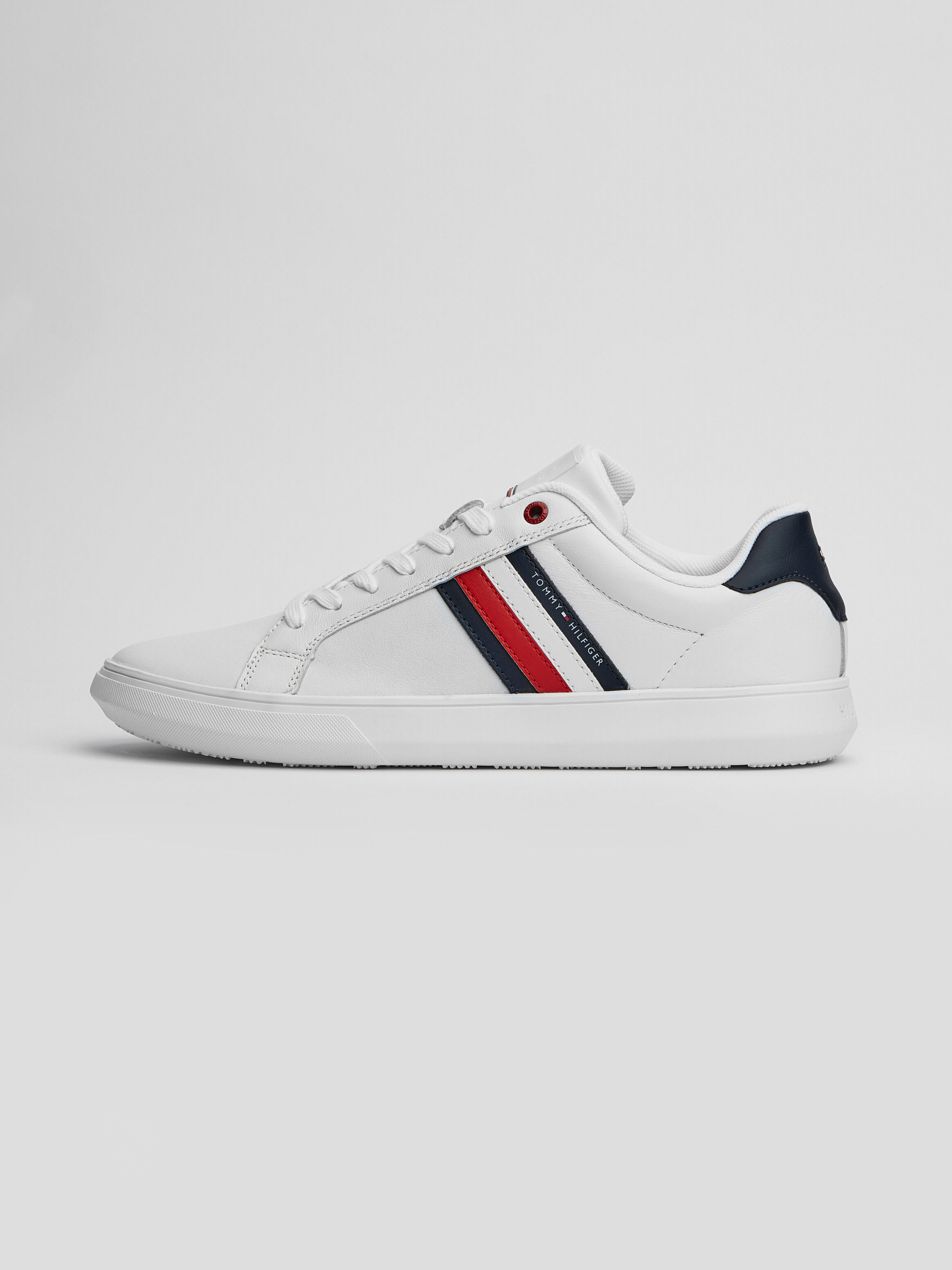 Tommy hilfiger essential top leather detail cupsole