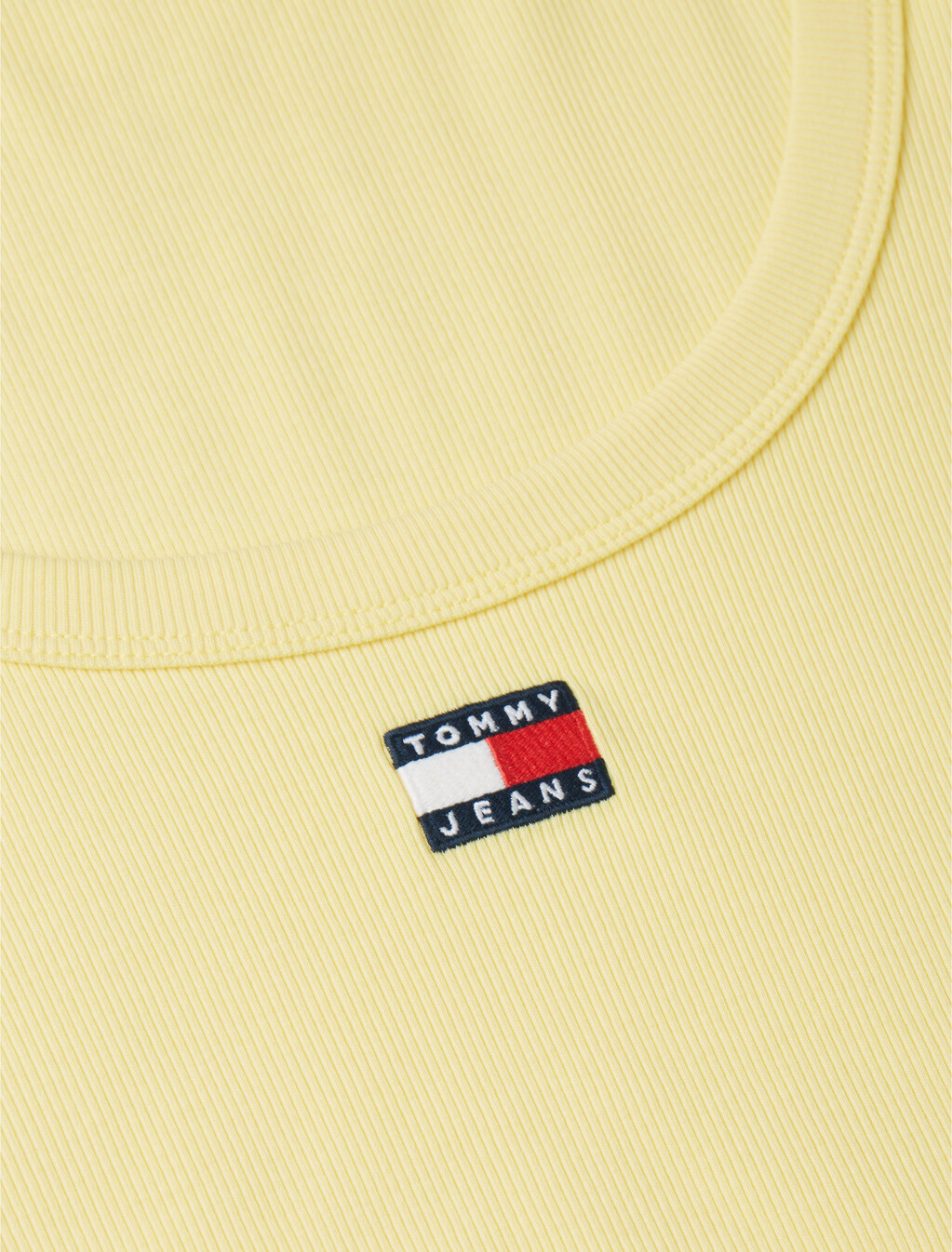 Tommy Badge Scoop Neck Slim T-Shirt, Citronella, hi-res