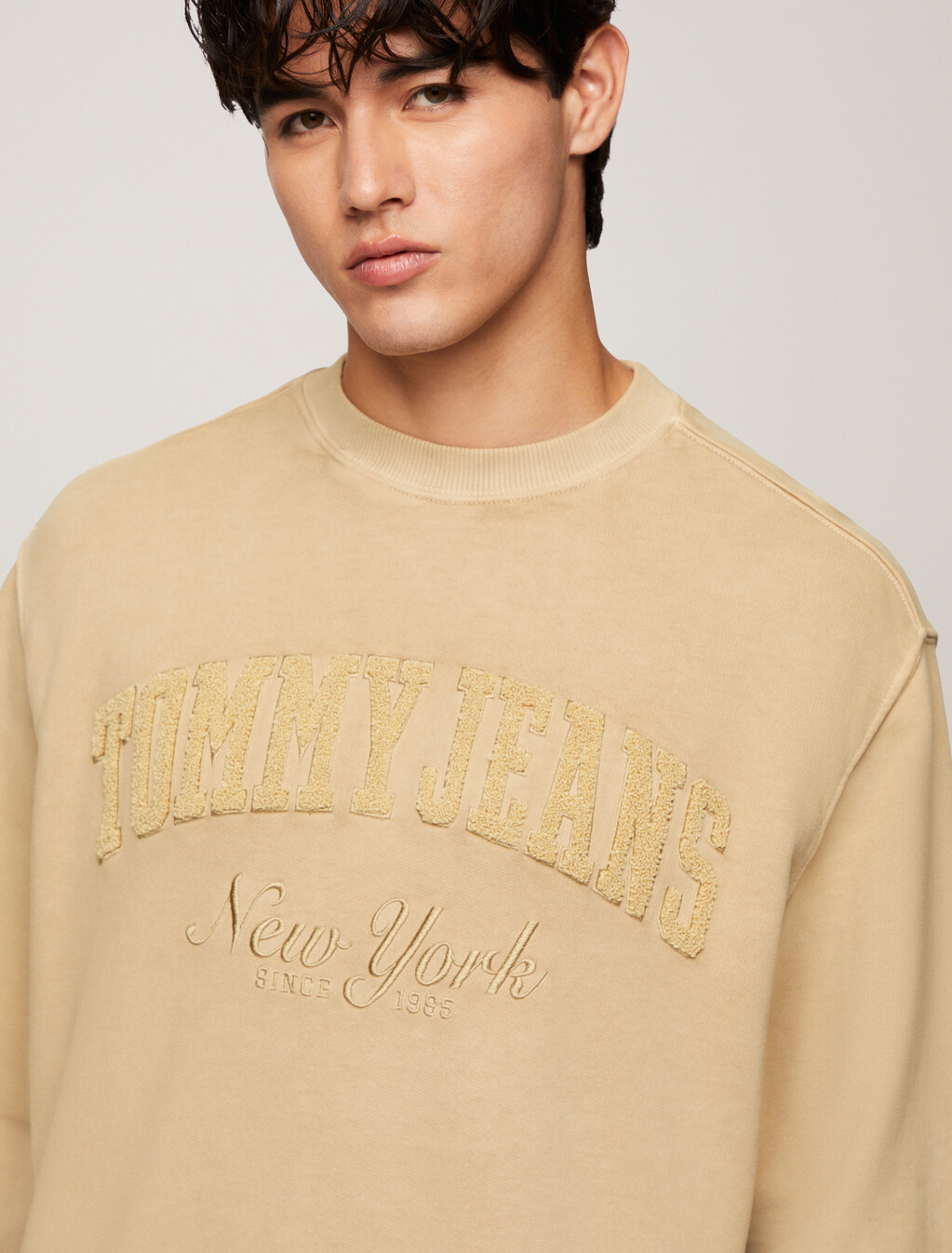 Varsity Washed Relaxed Sweatshirt, Relic Tan, hi-res