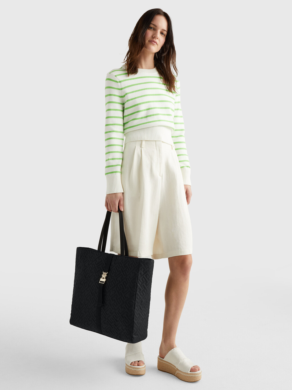TH MONOGRAM QUILTED TOTE, Black, hi-res
