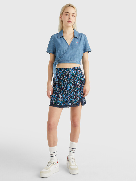 CHAMBRAY CROPPED SHORT SLEEVE WRAP SHIRT