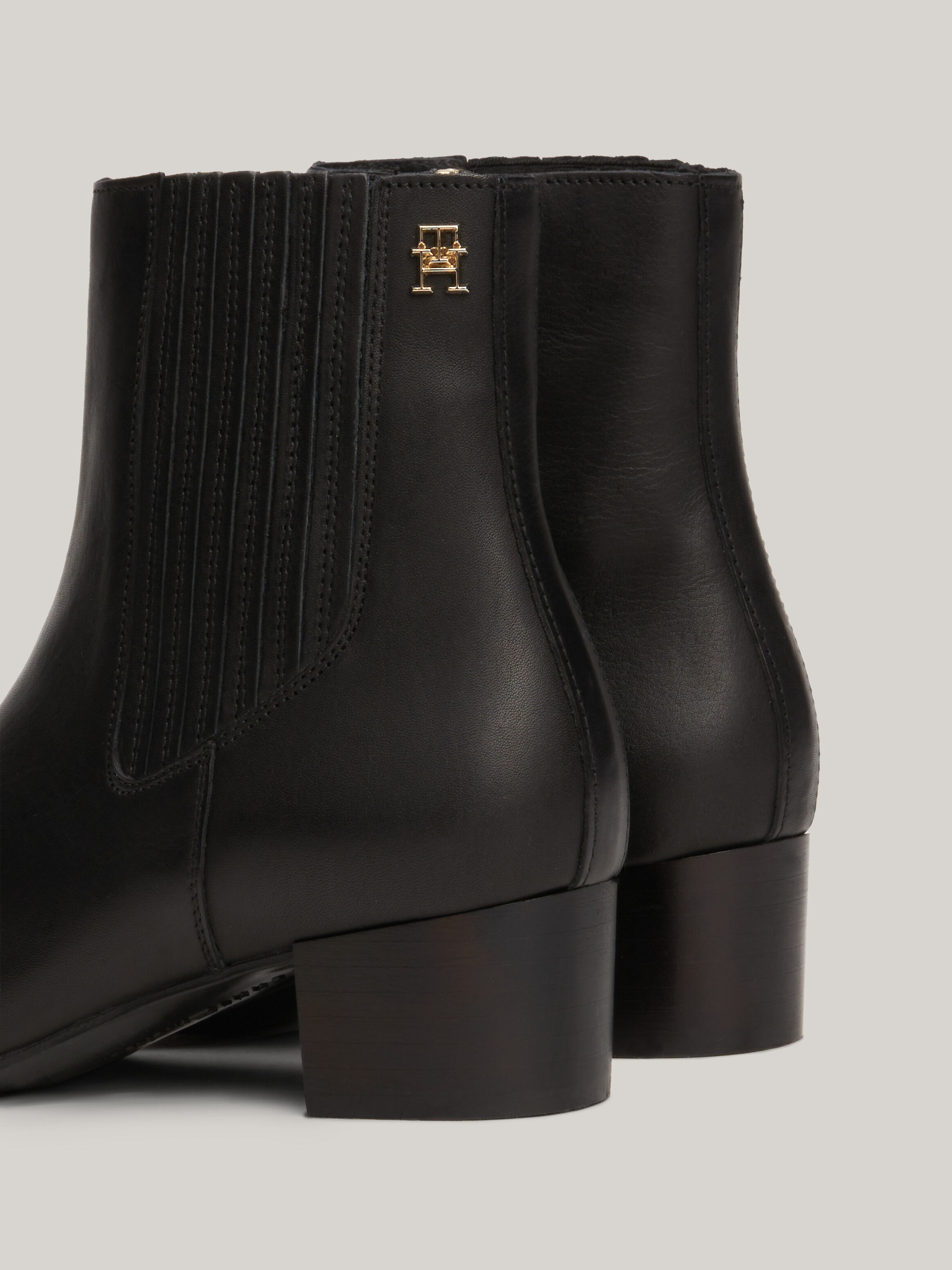 Marshalls tommy best sale hilfiger boots