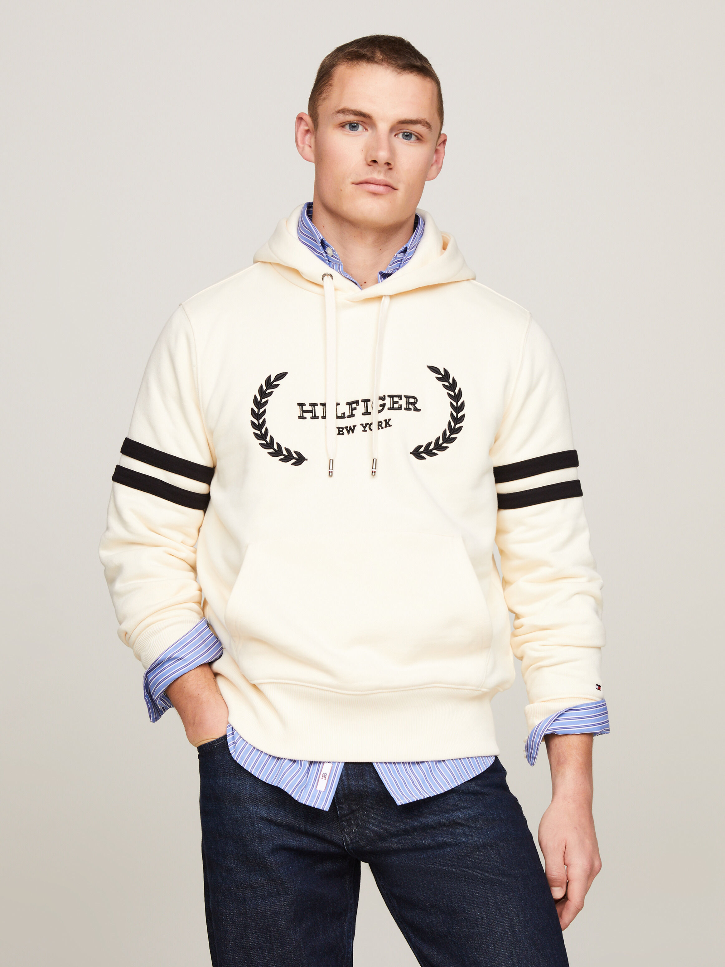Tommy hilfiger clearance trisha logo hoodie
