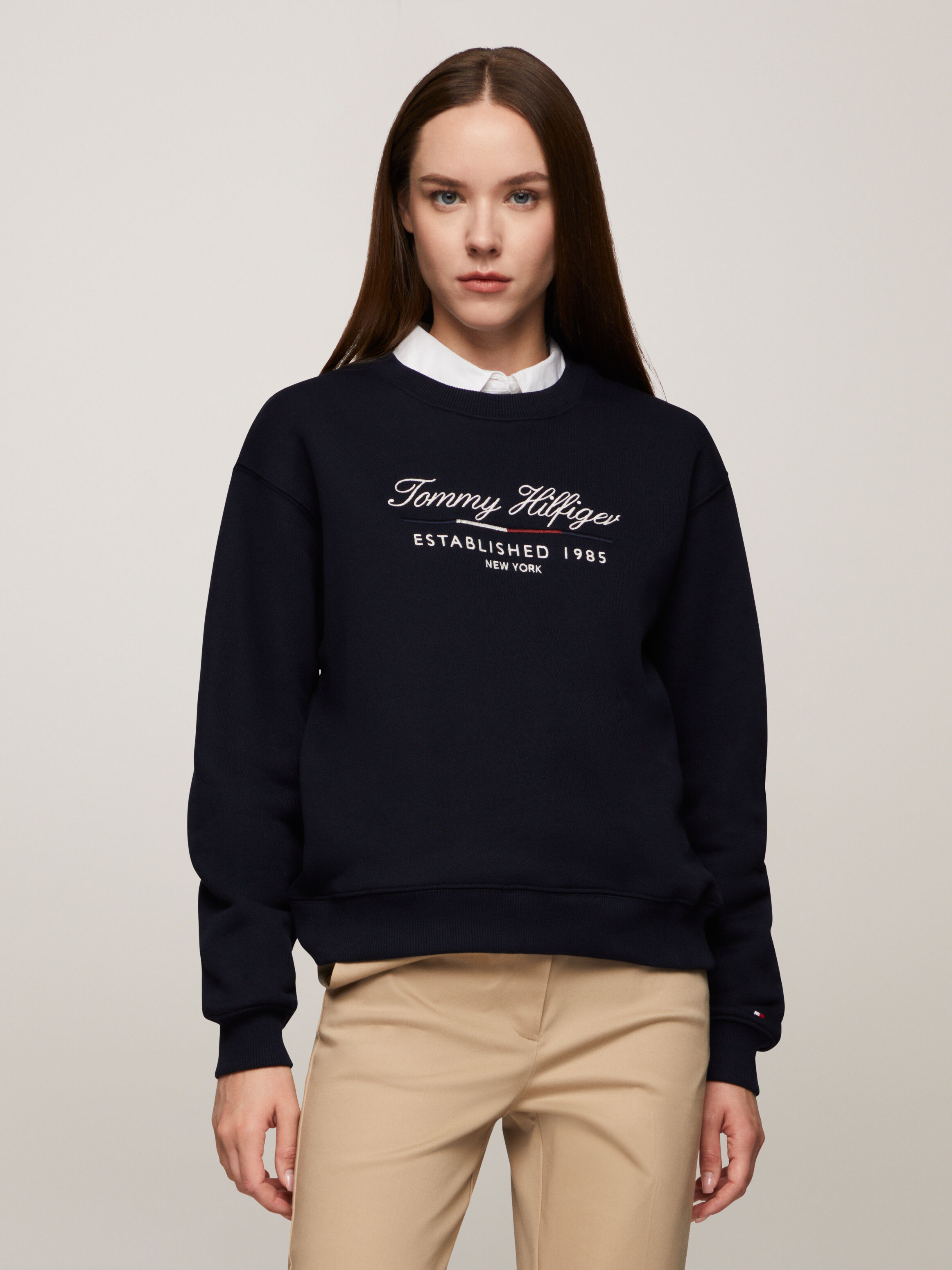 Logo sweatshirts women's top