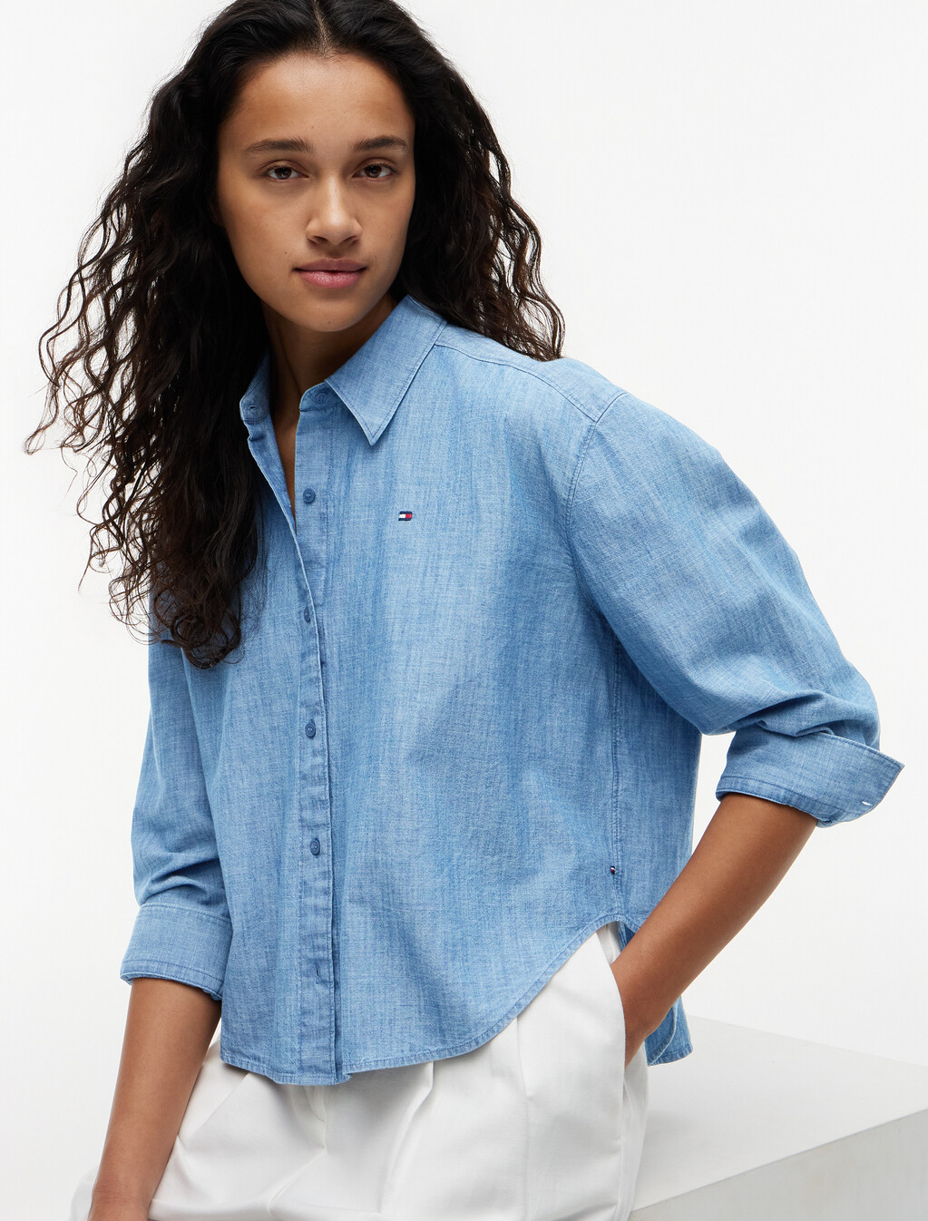 Asia Fit Chambray Long Sleeve shirt, Mid Wash Blue, hi-res