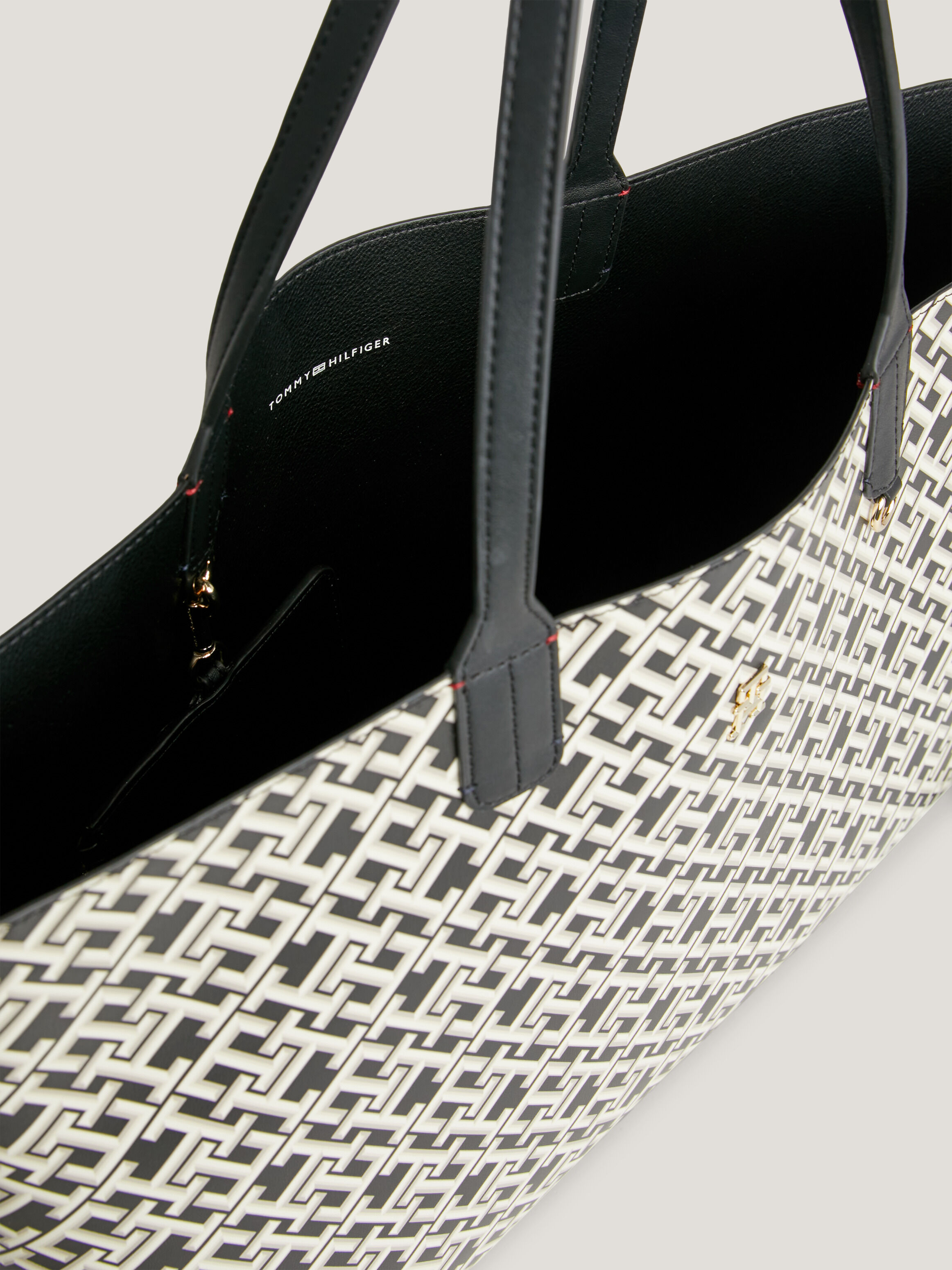 Cheap tommy hilfiger best sale purses