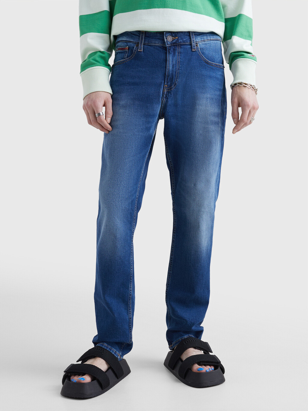 Ryan Straight Relaxed Fit Faded Jeans, Wilson Mid Blue Stretch, hi-res
