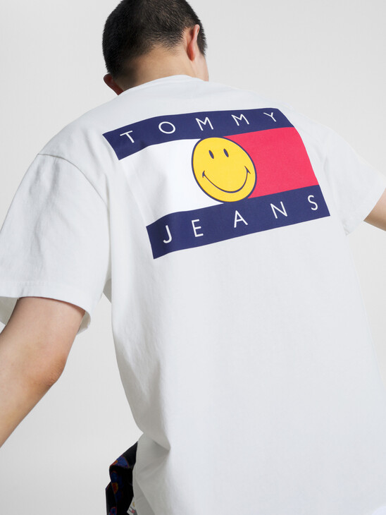 TOMMY JEANS X SMILEY® T-SHIRT